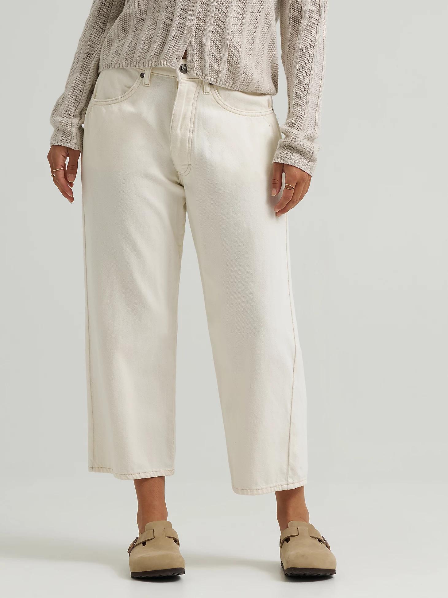 Women's Loose Crop Button-Fly Jean | Women's Capris & Crops | Lee® Product Image