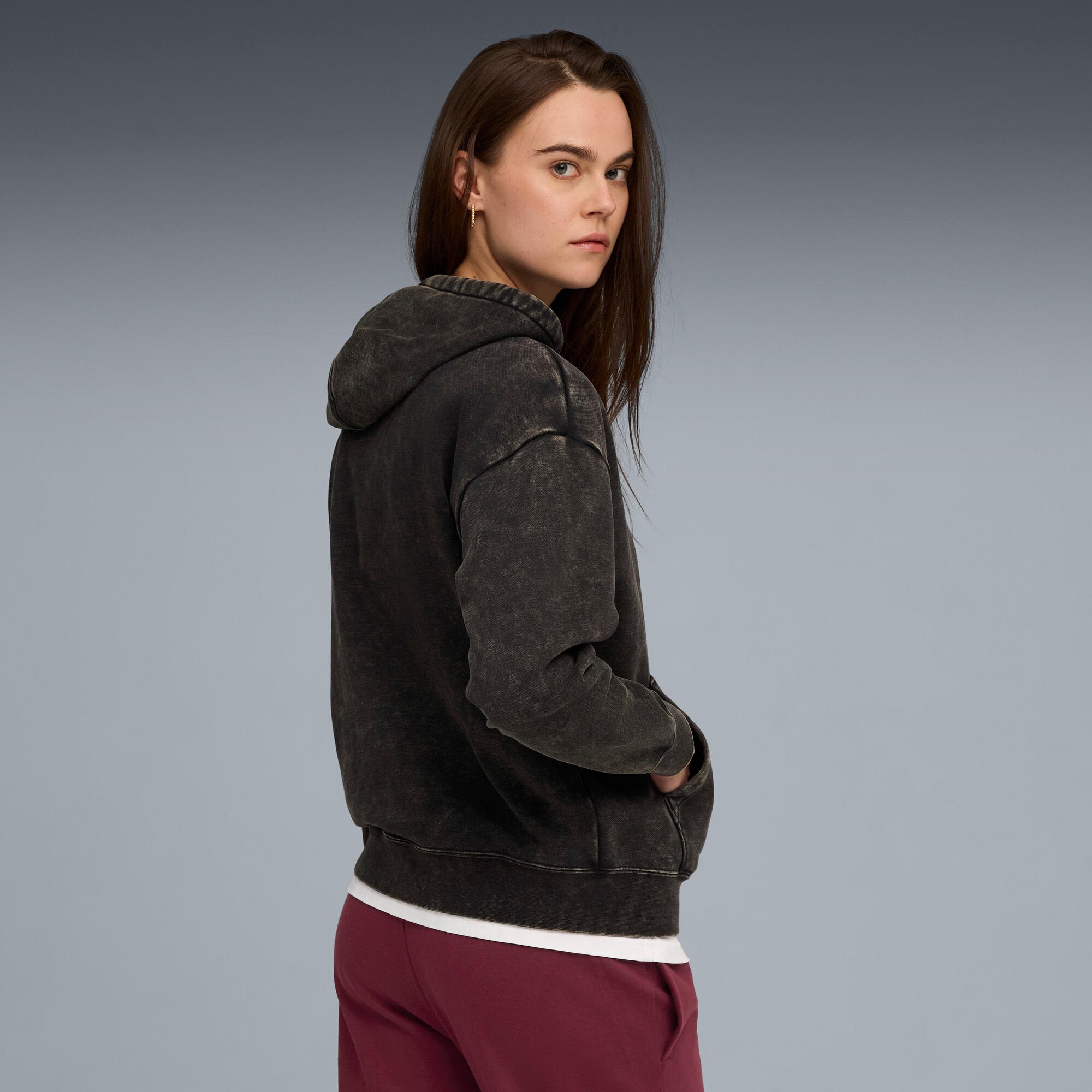 ESS ELEVATED Wash Hoodie Women Product Image