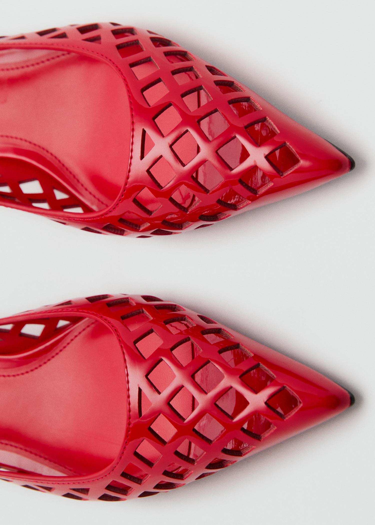 Die-cut kitten shoes - Women | MANGO USA Product Image