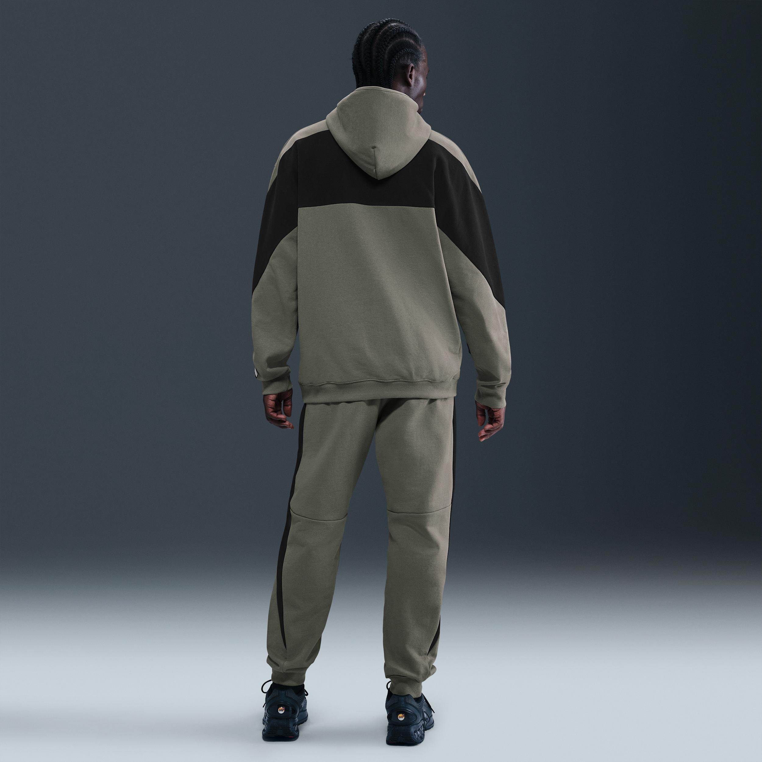 Nike Men's Air Fleece Jogger Pants Product Image