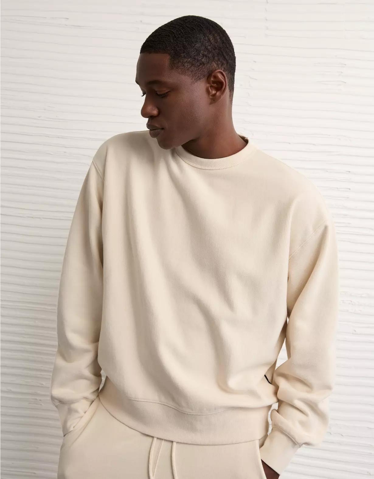 AE Laidback Luxe Heavyweight Sweatshirt Product Image
