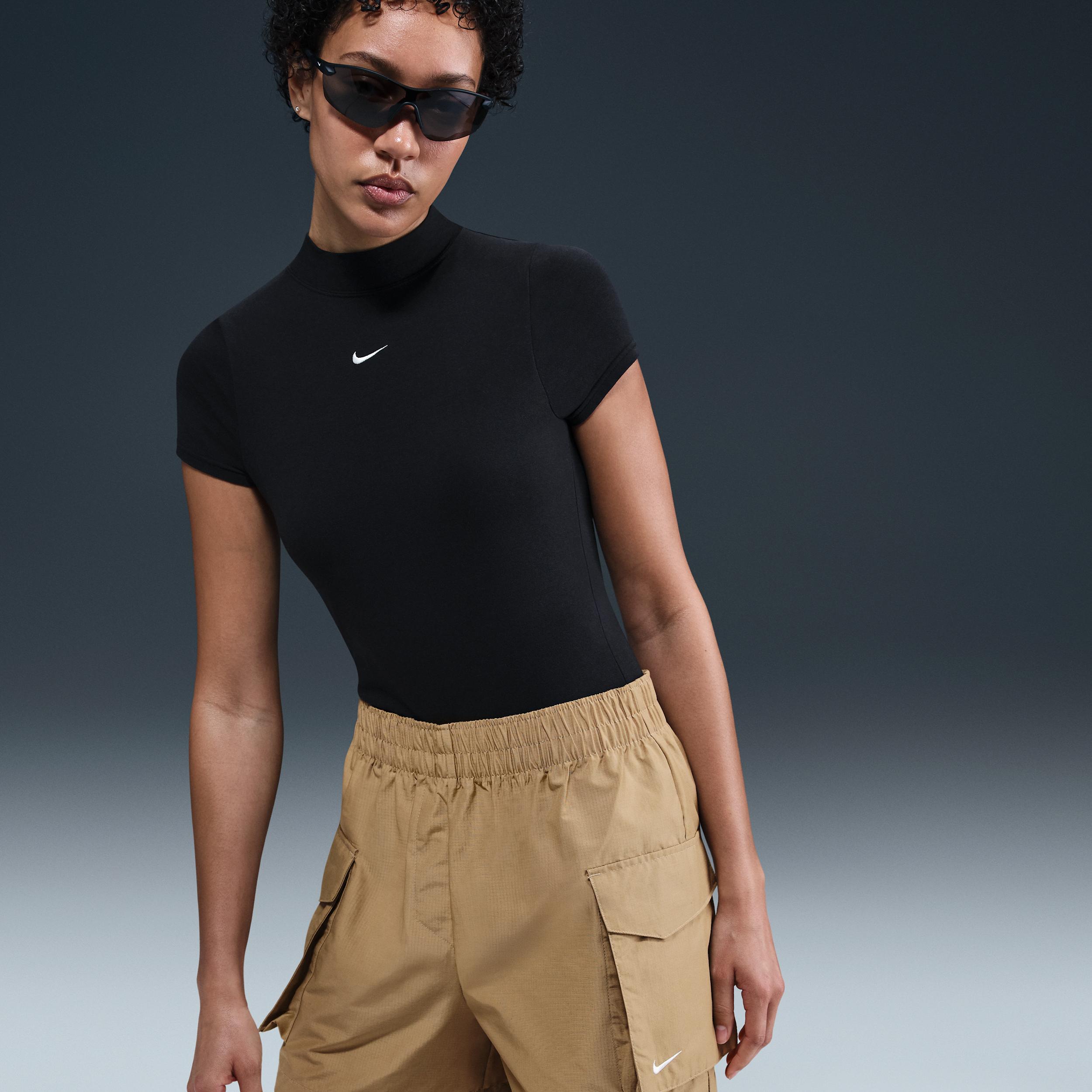 Womens Nike Sportswear Essential Woven High-Waisted 5 Cargo Shorts | HM6982-297 Product Image