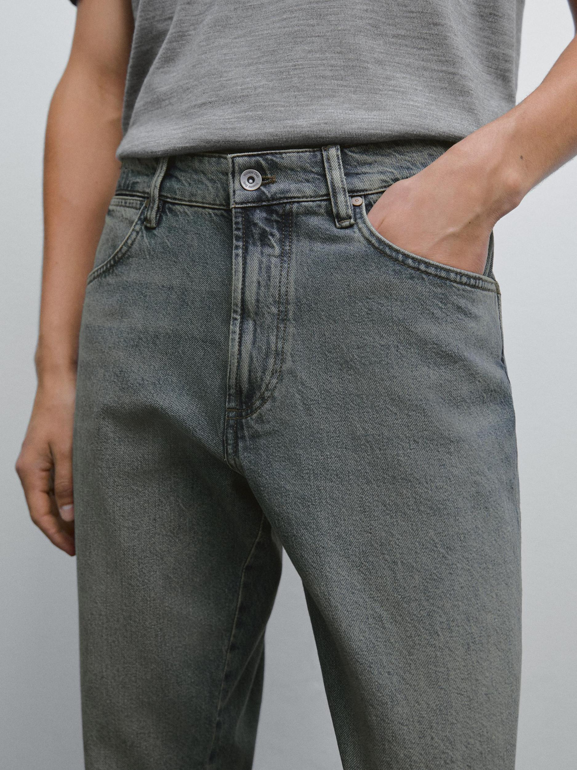 Tapered fit jeans Product Image