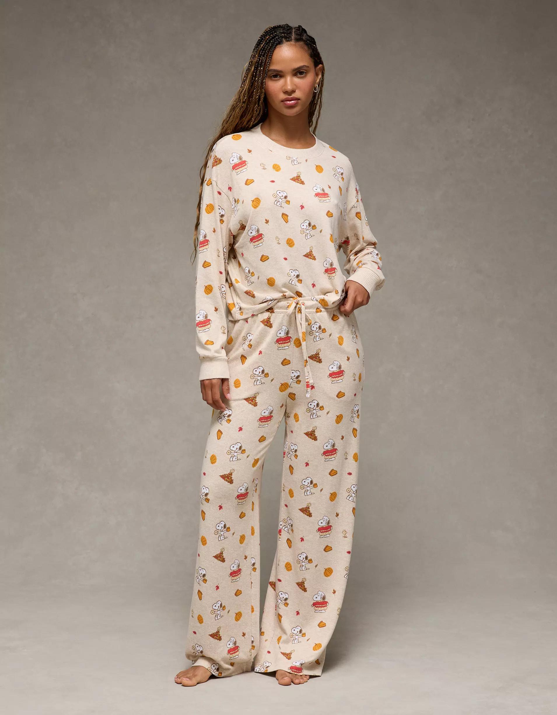 AE Luxe Plush Snoopy Fall Long-Sleeve & Pant PJ Set Product Image