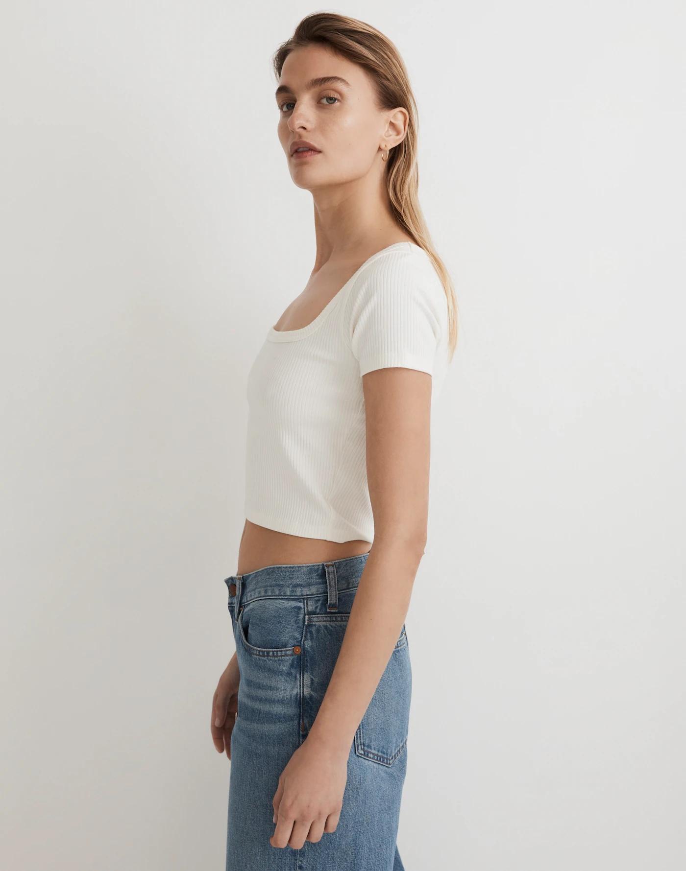 Square-Neck Crop Tee in Sleekhold Product Image