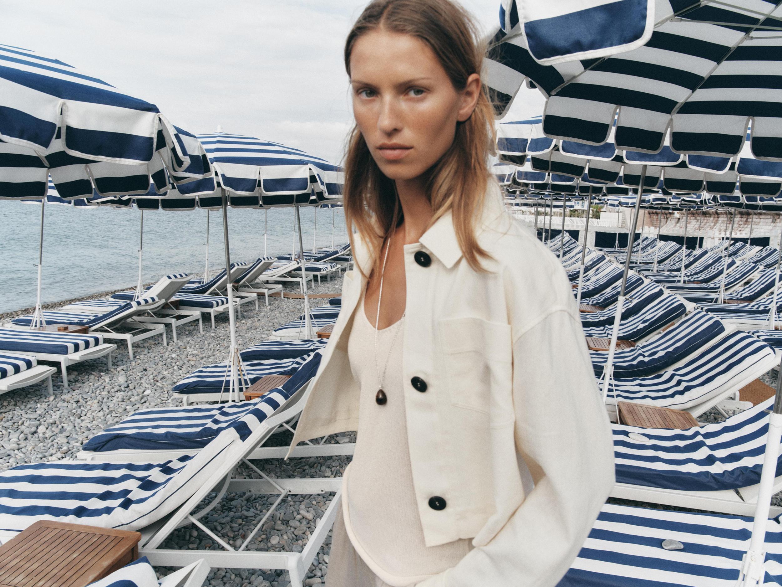 LINEN JACKET WITH CONTRAST SLEEVES Product Image