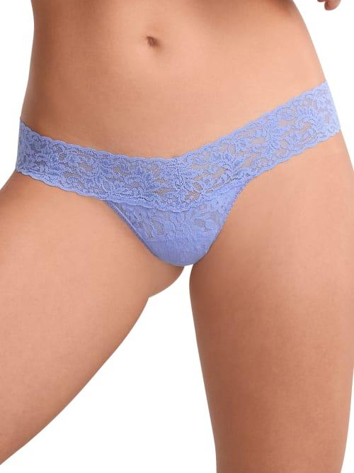 Signature Lace Low Rise Thong Product Image