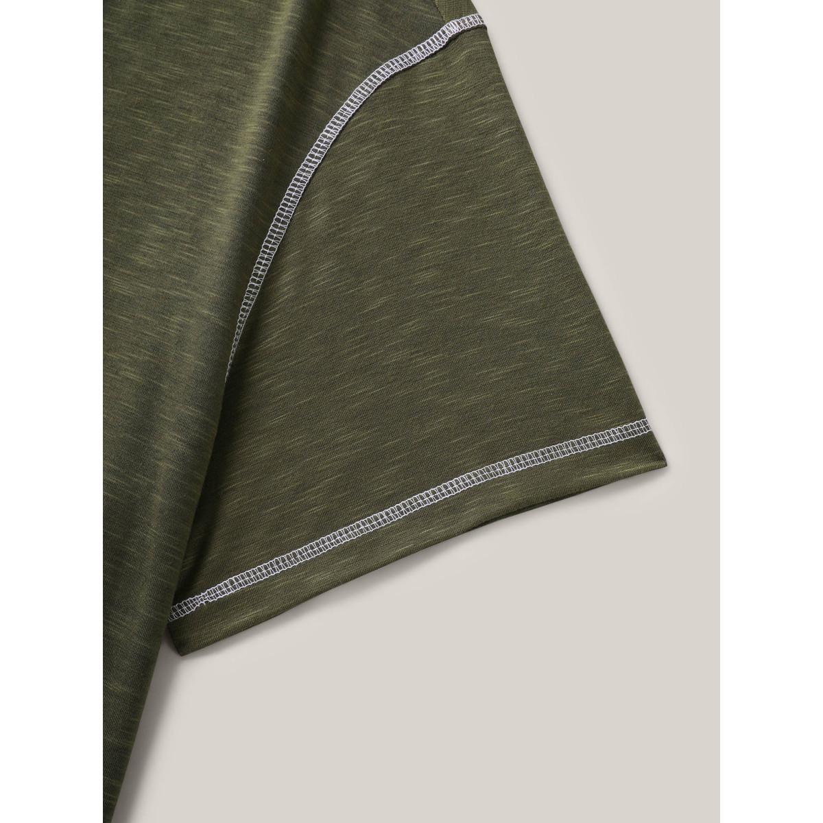Plus Size Color Contrast Trim Notched Collar T-Shirt ArmyGreen Women Topstitching Notched collar Everyday-Casual T-shirts BloomChic 22-24/3X Product Image