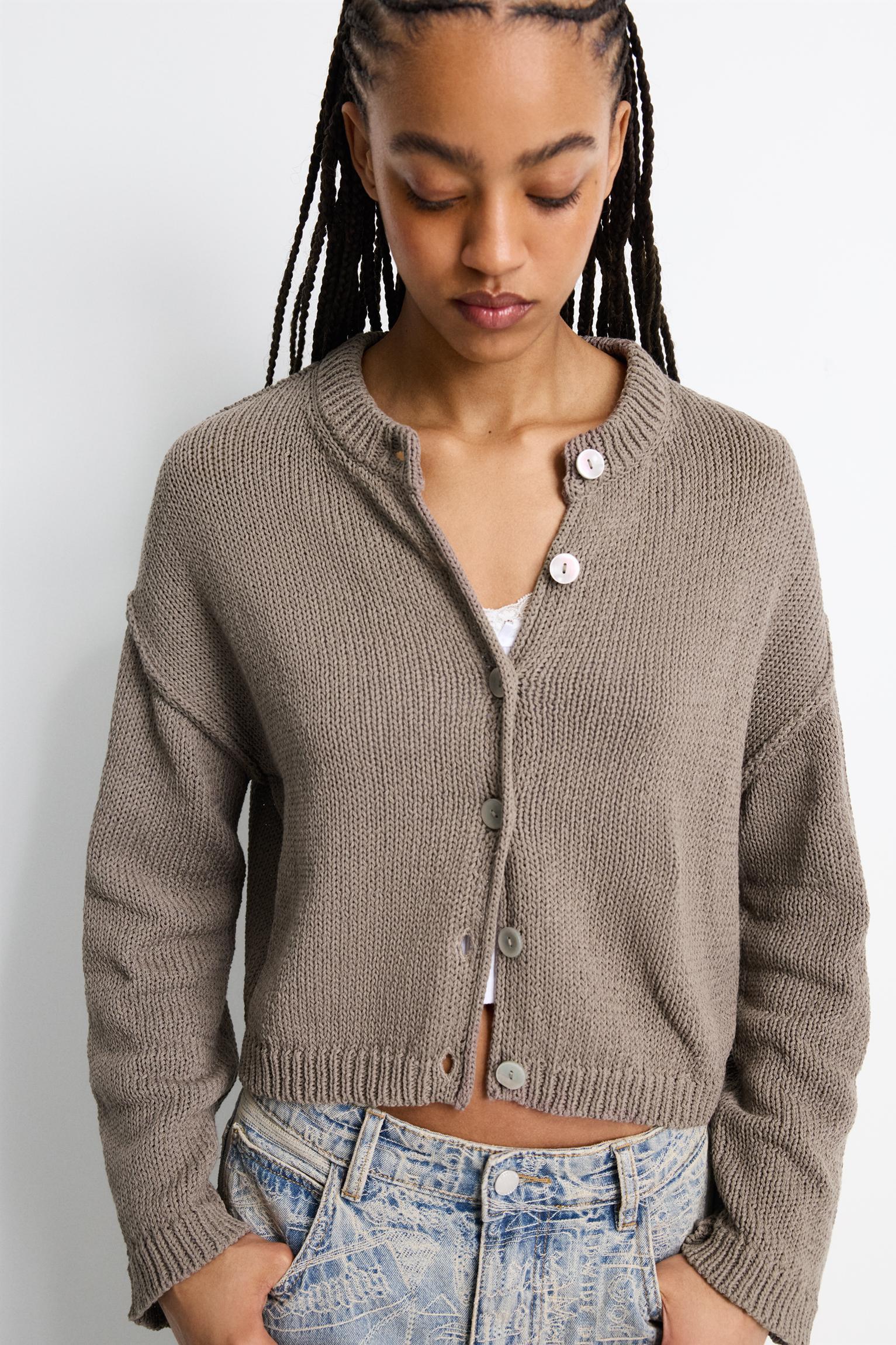 Buttoned cardigan Product Image