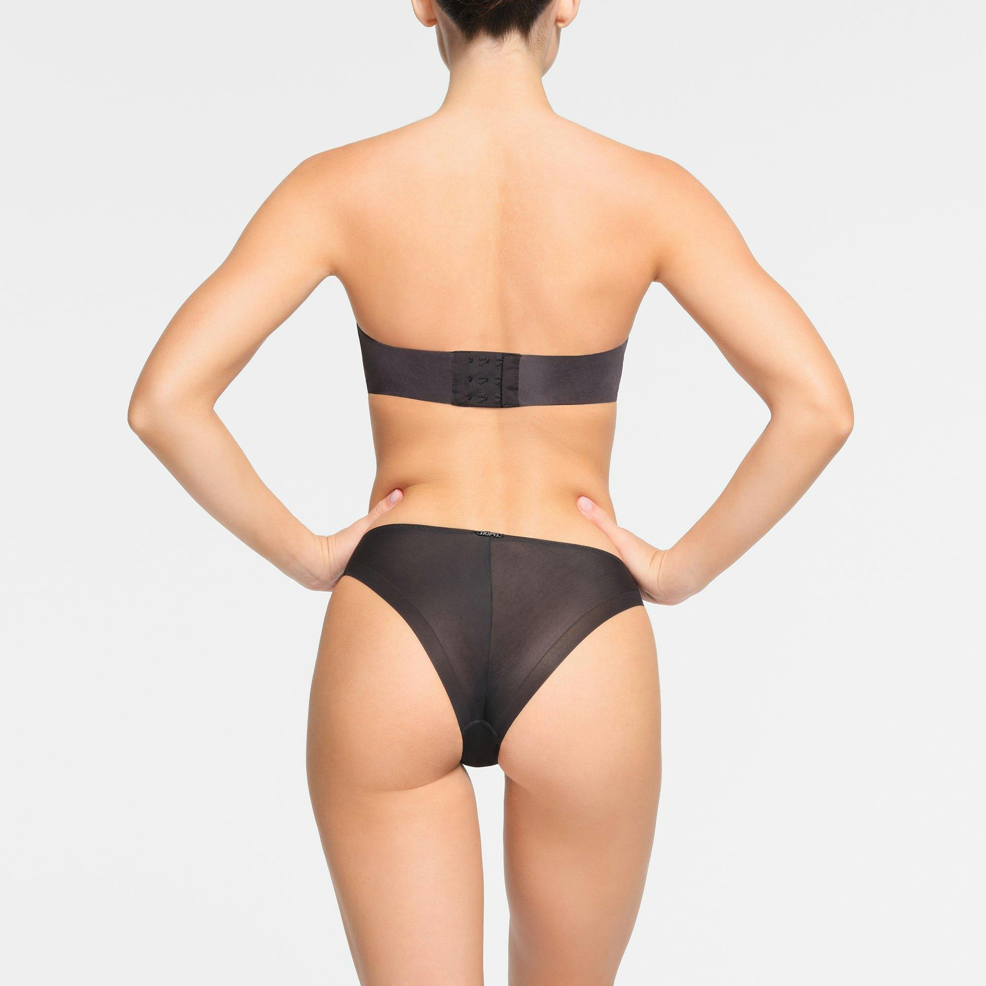 WEIGHTLESS STRAPLESS BRA | ONYX Product Image