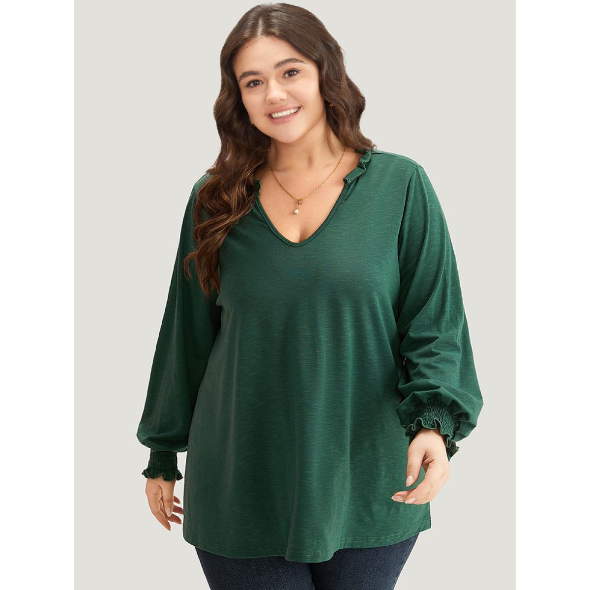 Plus Size Solid Frill Trim Shirred T-shirt DarkGreen Women Elegant Elastic cuffs Plain V-neck Dailywear T-shirts BloomChic 14-16/1X Product Image