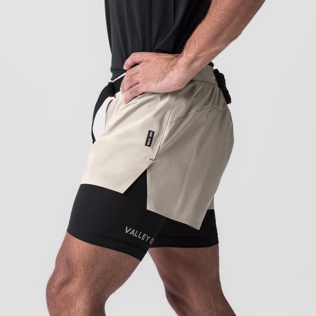 0786. Ripstop 3" Belt Pack Short - Beige/Black Product Image