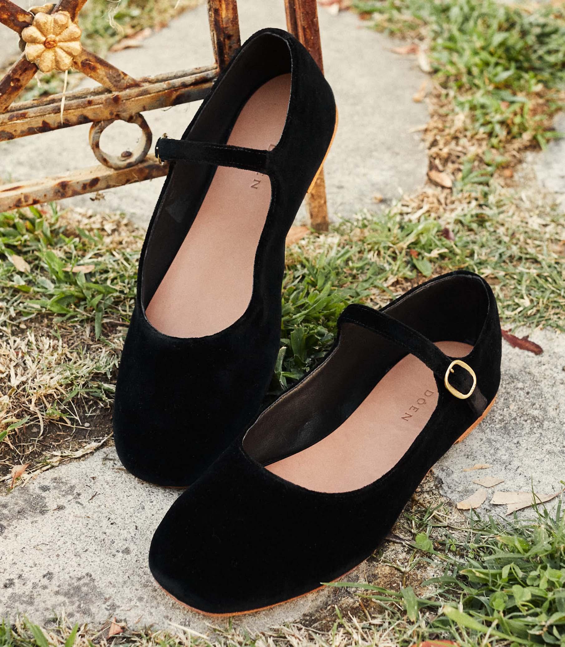 MARY JANE SLIPPER -- BLACK Product Image
