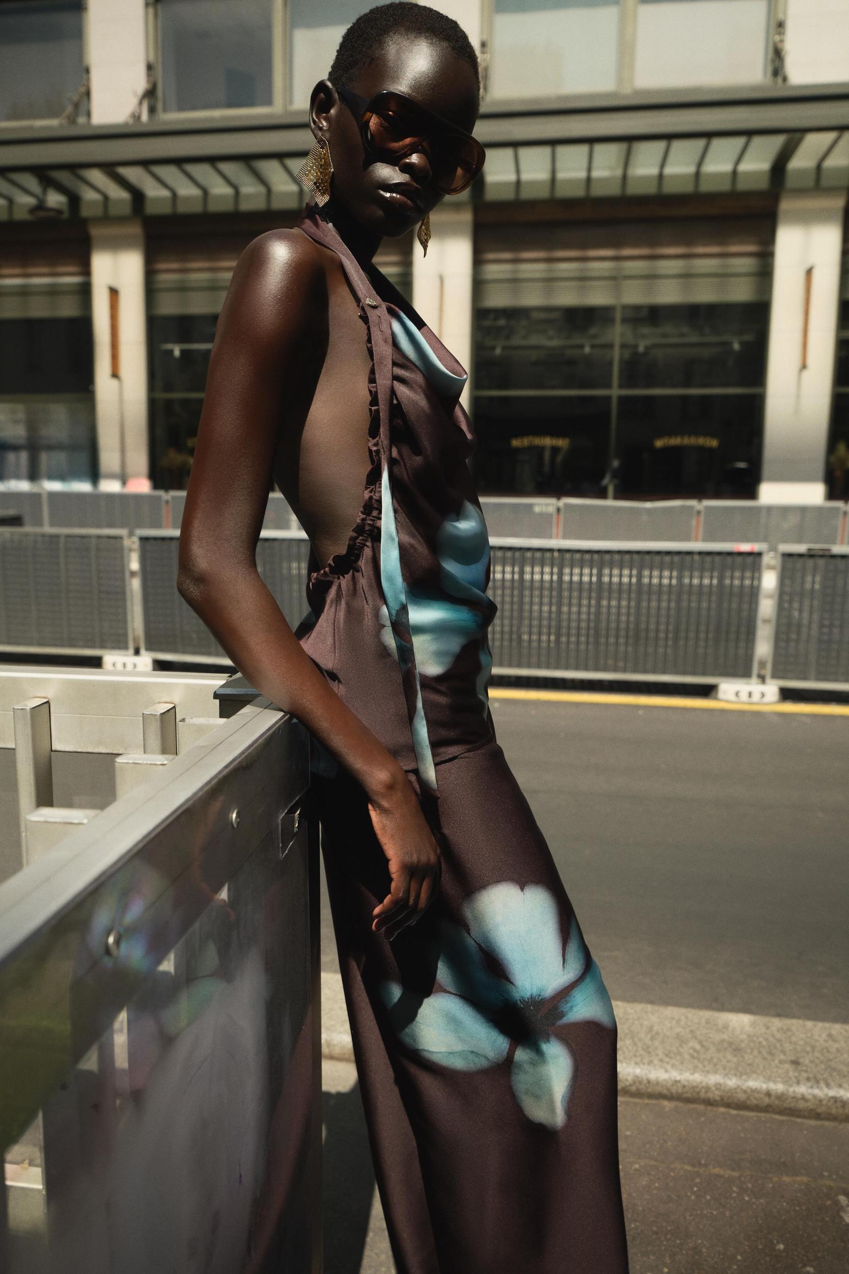 FLORAL PRINT SATIN PANTS Product Image