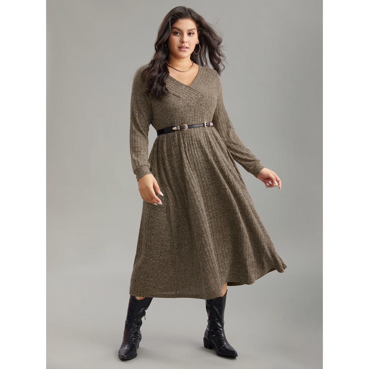 Plus Size Rib Knit Plain Plisse Long Sleeve Dress DarkBrown Women Leisure Rib Knit V-neck Long Sleeve Curvy Midi Dress BloomChic 14-16/1X Product Image