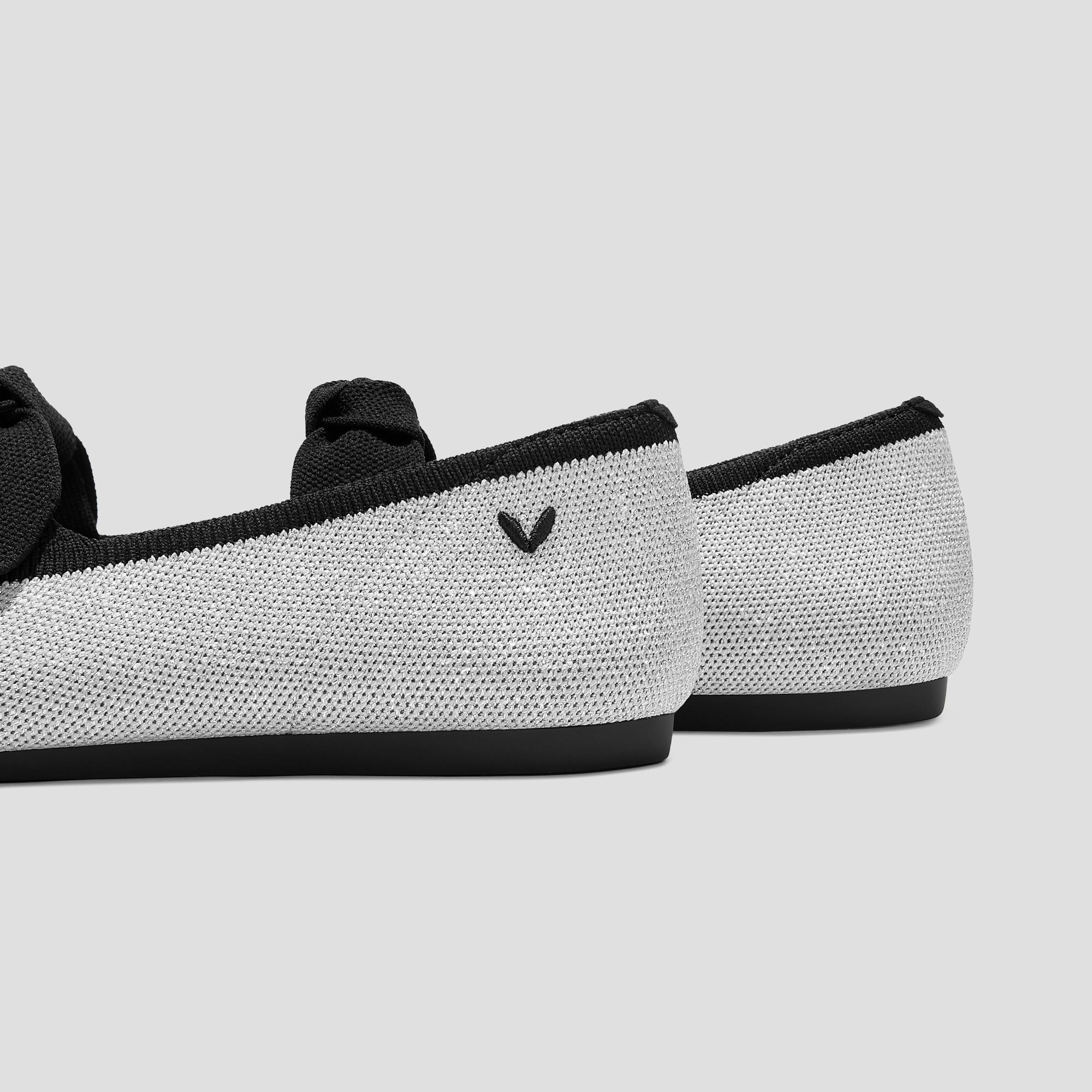 Pointed-Toe Bow Flats (Addriane) Product Image