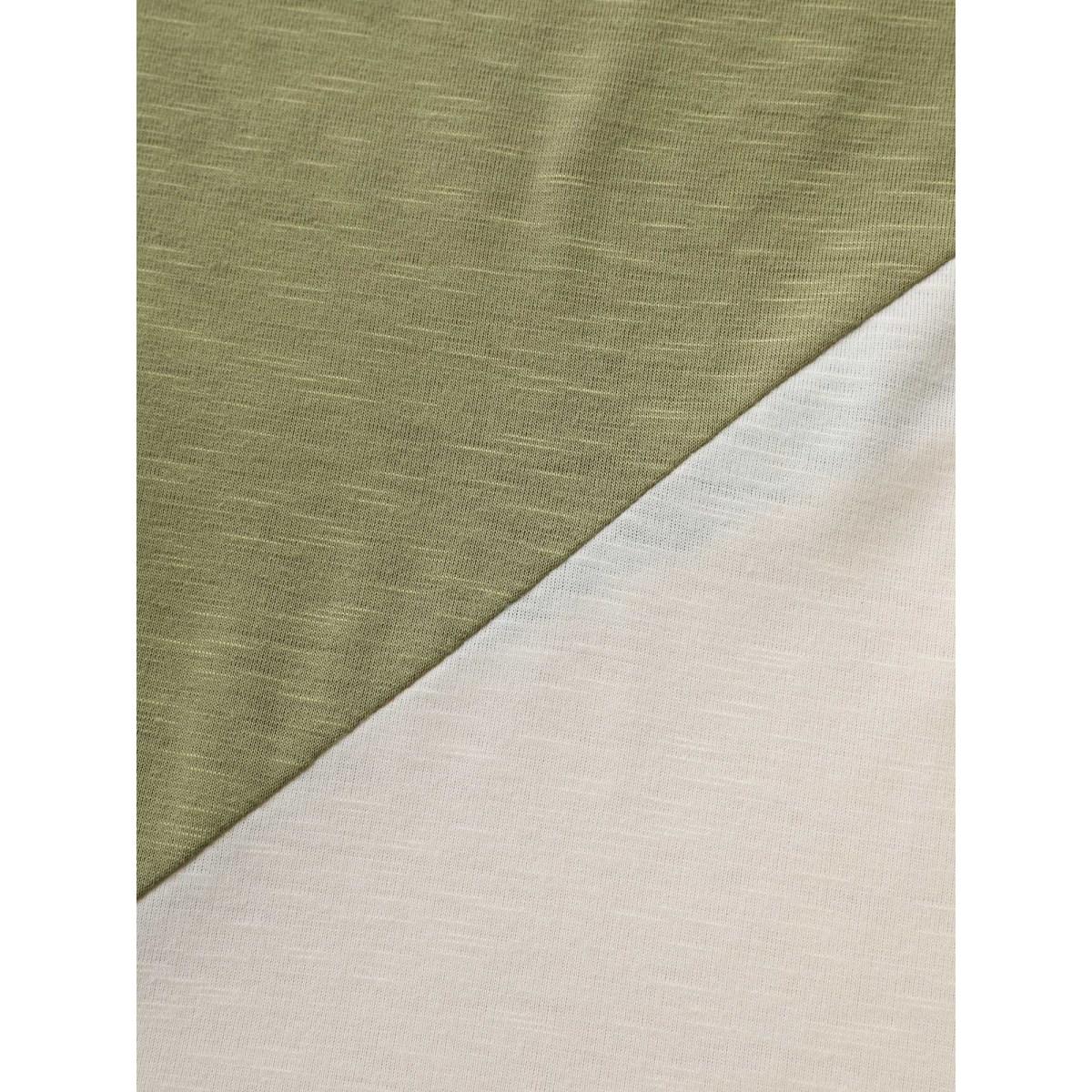 Plus Size Two Tone Heather Batwing Sleeve T-shirt ArmyGreen Women Casual Contrast Round Neck Everyday T-shirts BloomChic 30/6X Product Image