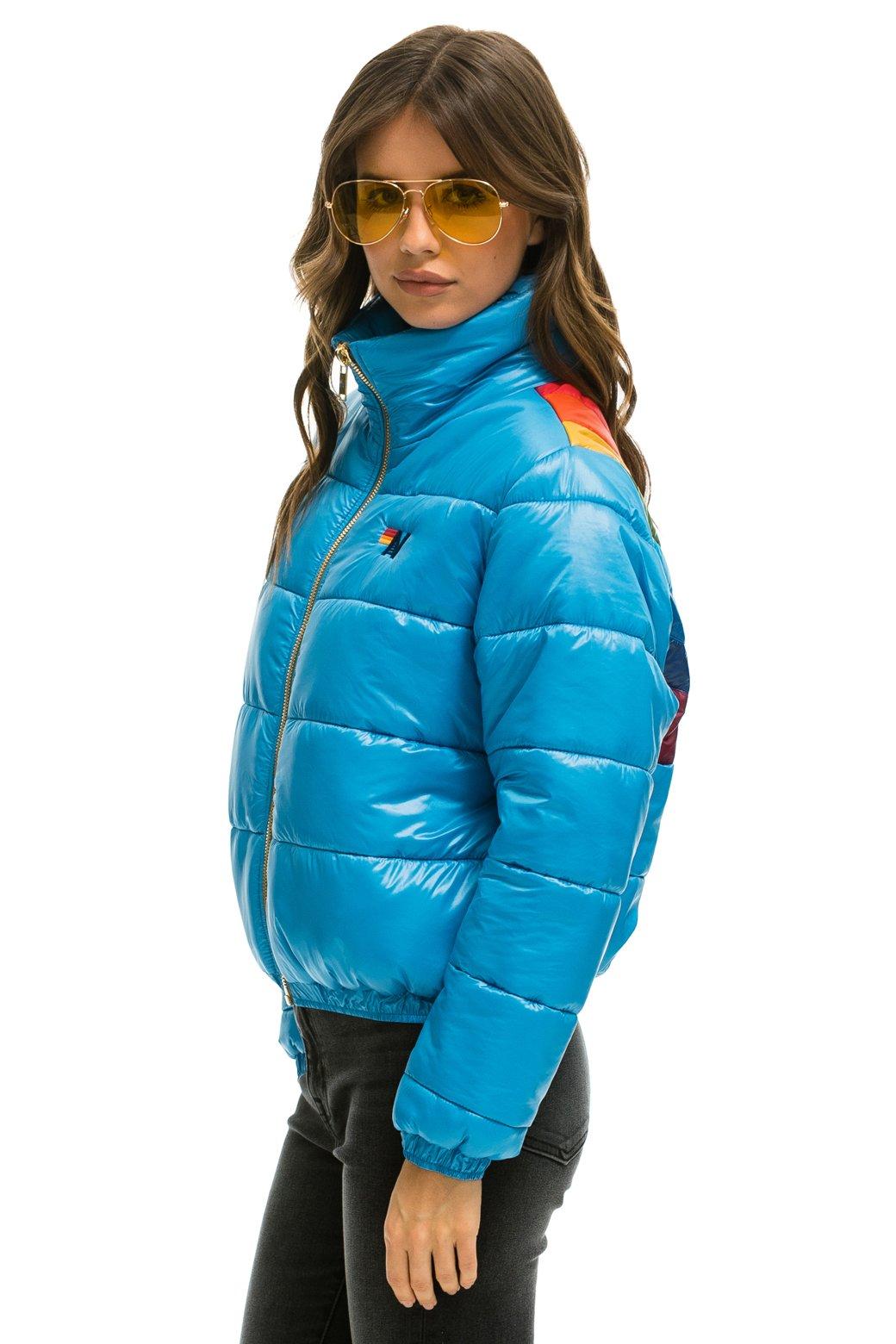 SUNBURST APRES PUFFER JACKET - GLOSSY OCEAN Female Product Image