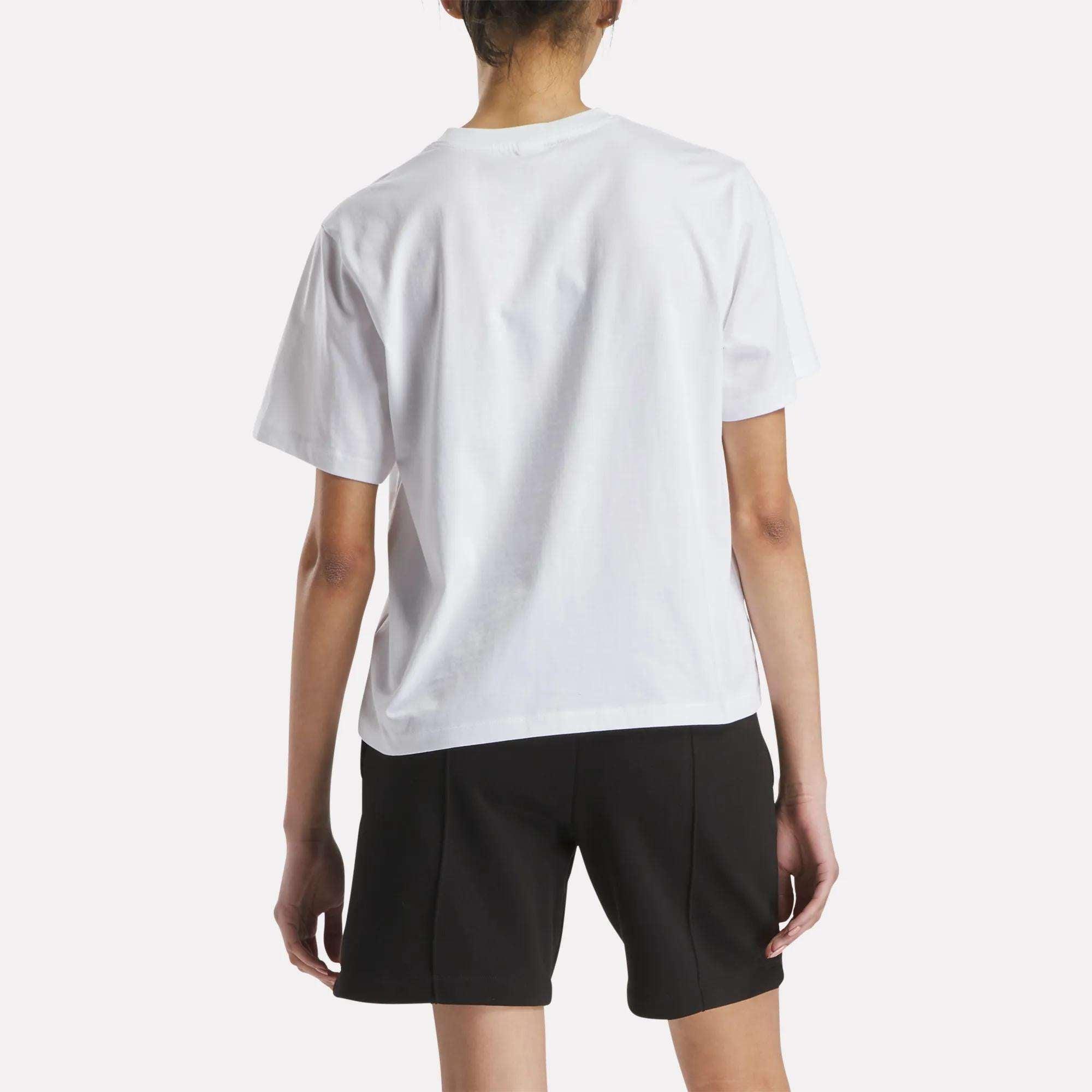 Women's Big Logo Oversized Crew Short Sleeve Tee Female Product Image