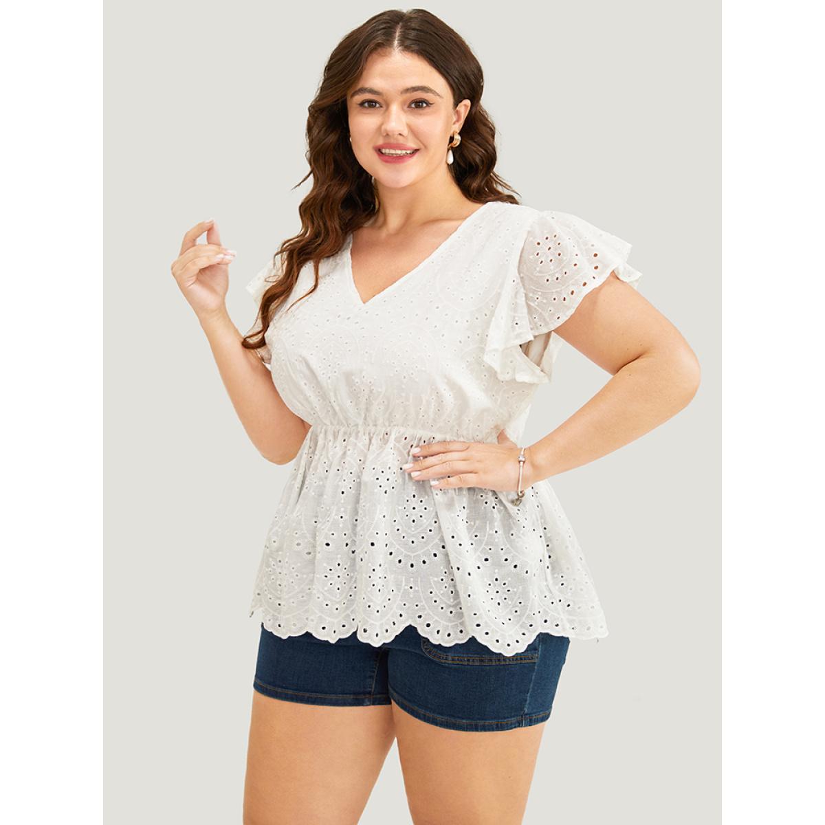 Plus Size White Solid Ruffles Scalloped Trim Laser Cut Blouse Women Vacation Short sleeve V-neck Dailywear Blouses BloomChic 28/5X Product Image