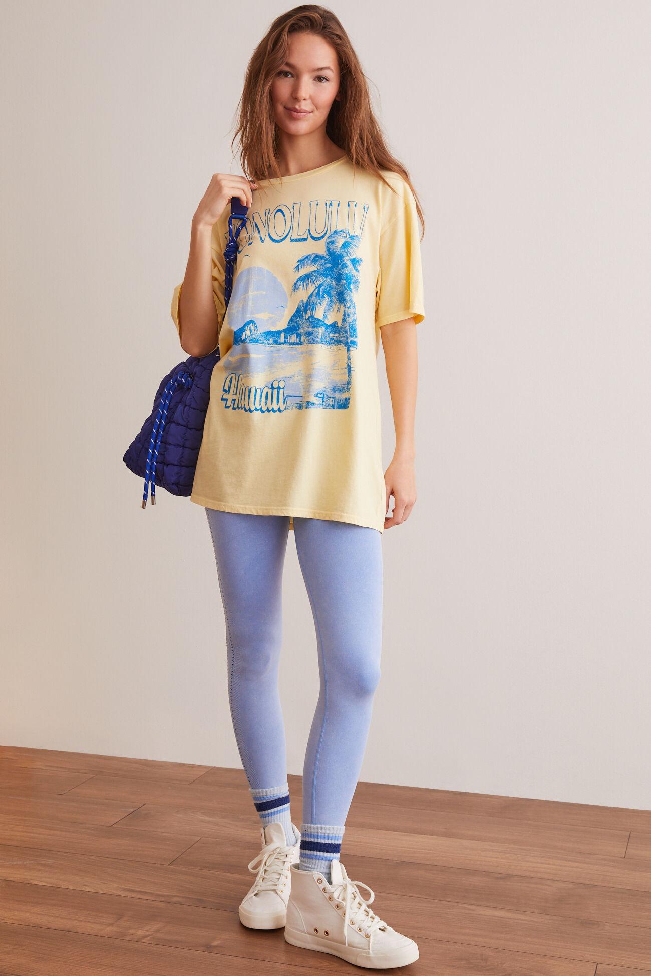 Honolulu Oversized Graphic Tee Product Image