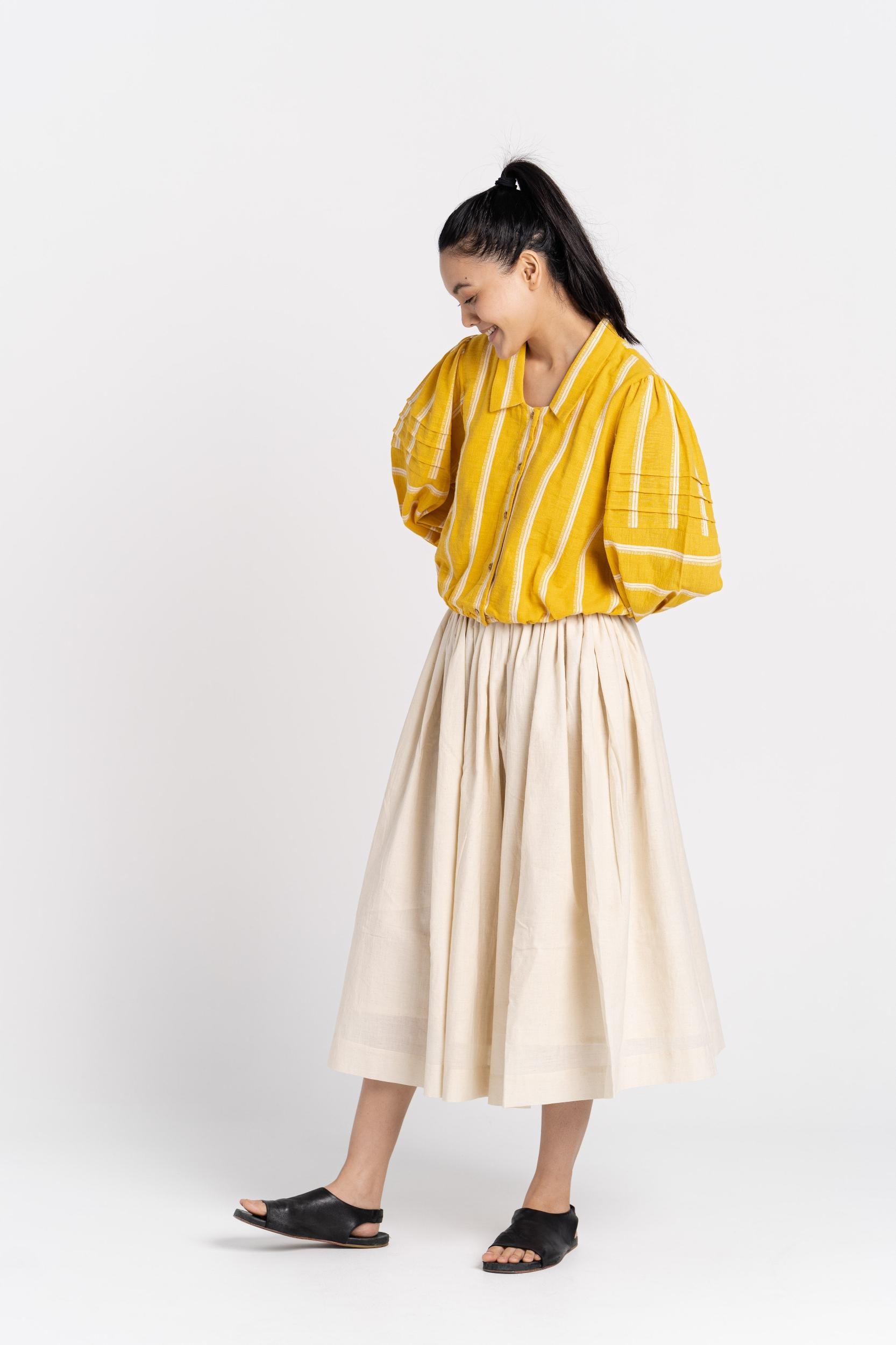 Off White Cotton Pleated Skirt Product Image