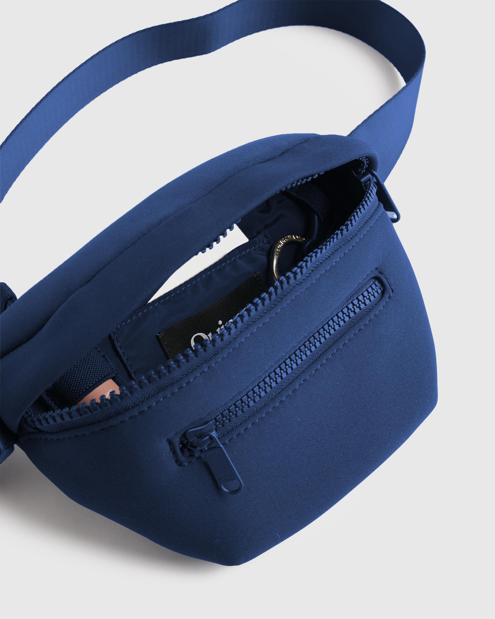 Quince | Women's All-Day Neoprene Belt Bag Product Image