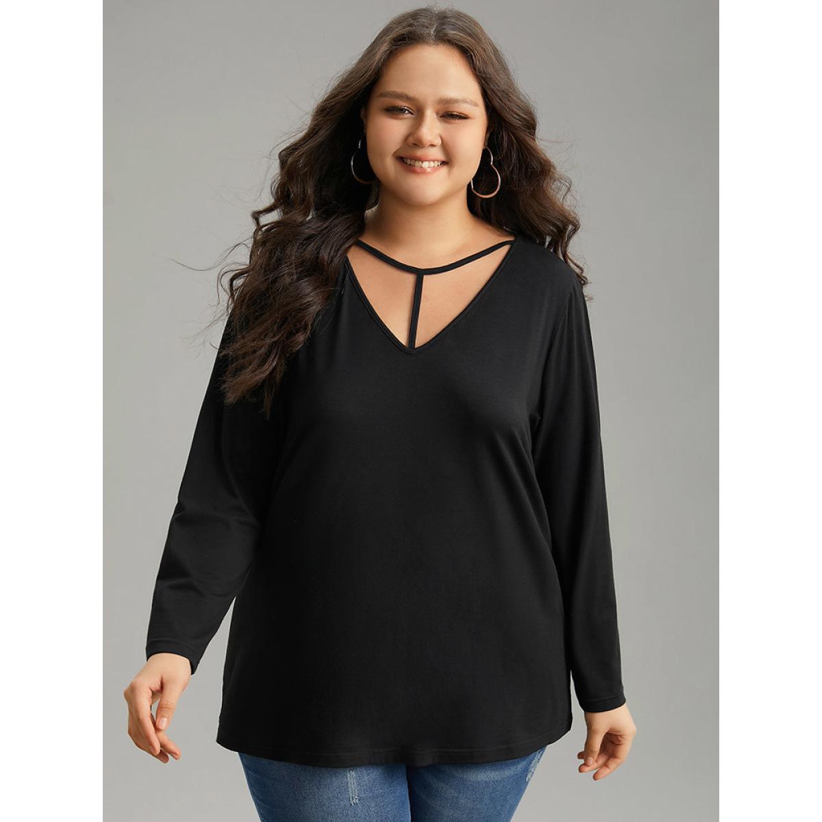 Plus Size Plain Cut Out Long Sleeve T-shirt Black Women Casual Plain Plain Keyhole Cut-Out Dailywear T-shirts BloomChic 12/L Product Image