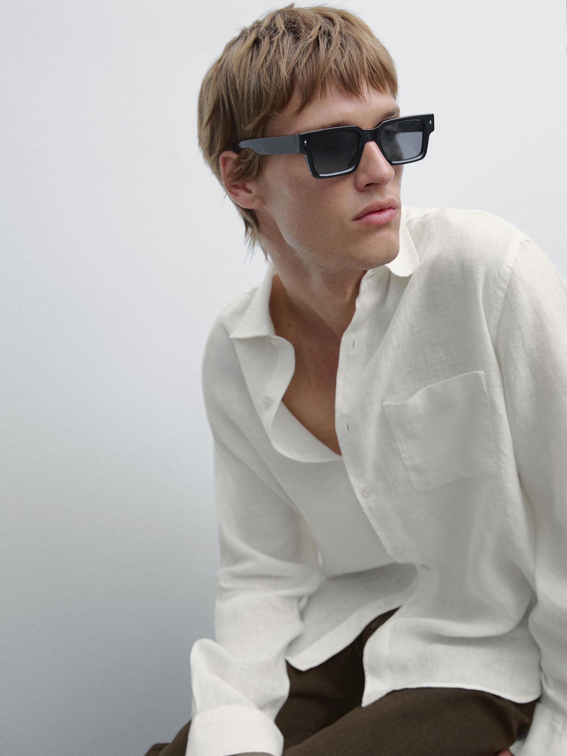 Regular fit shirt with pocket detail Product Image