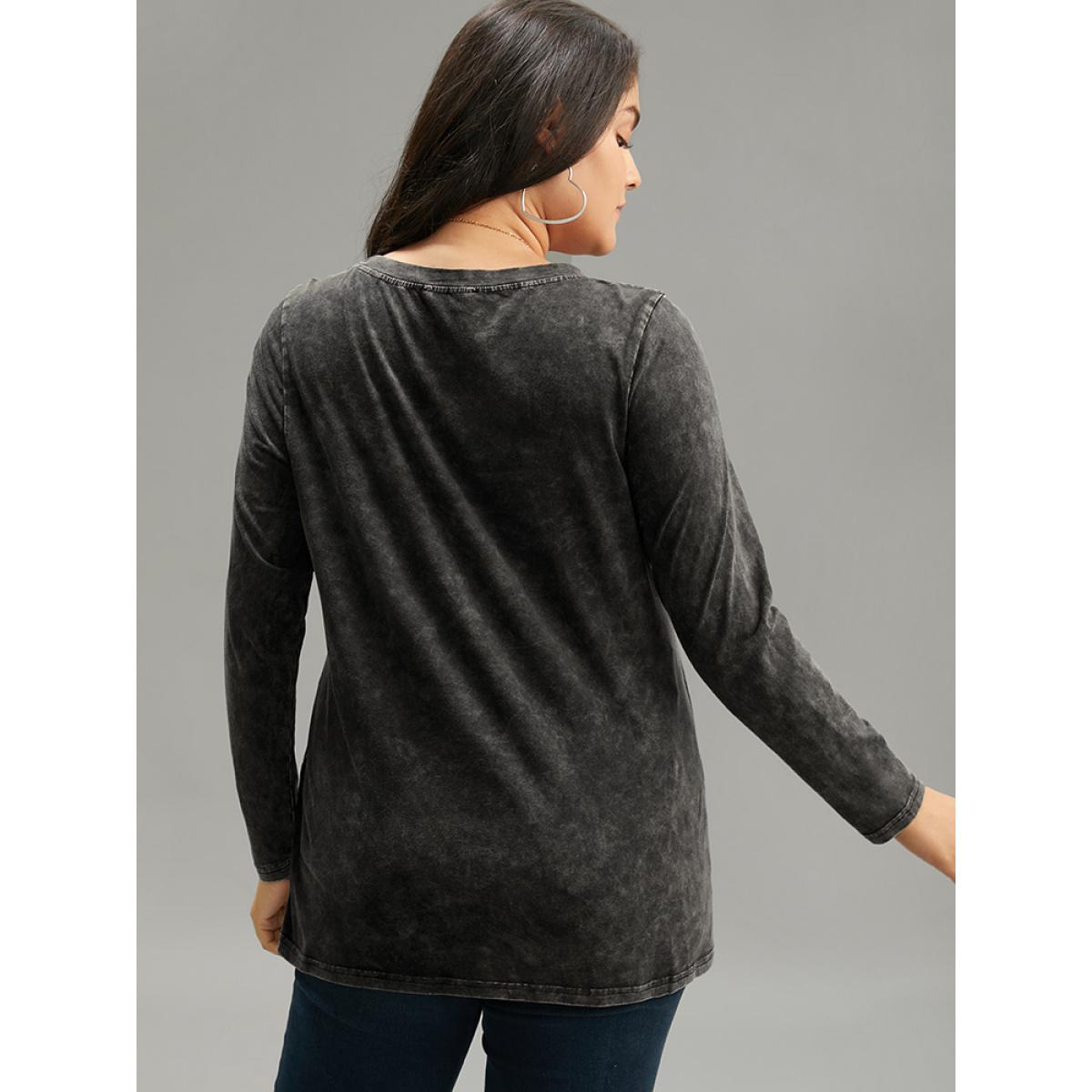 Plus Size Halloween Supersoft Essentials Skull Print Vintage T-shirt Black Women Casual Printed Halloween Festival-Halloween T-shirts BloomChic 14-16/1X Product Image