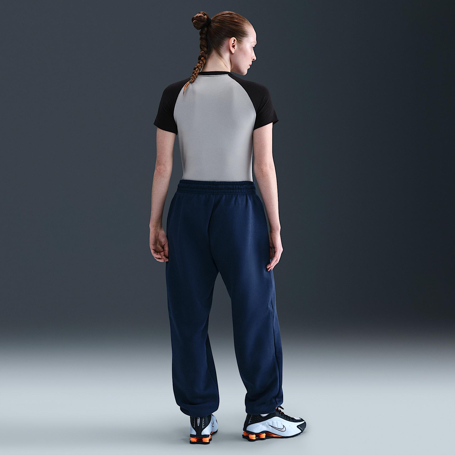 Women's Nike Sportswear Chill Knit Slim Graphic T-Shirt Product Image