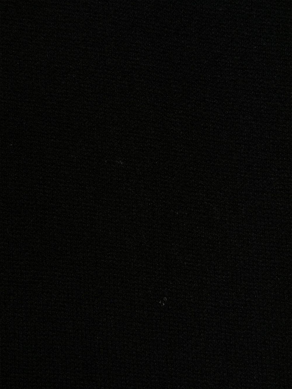 knitted scarf Product Image