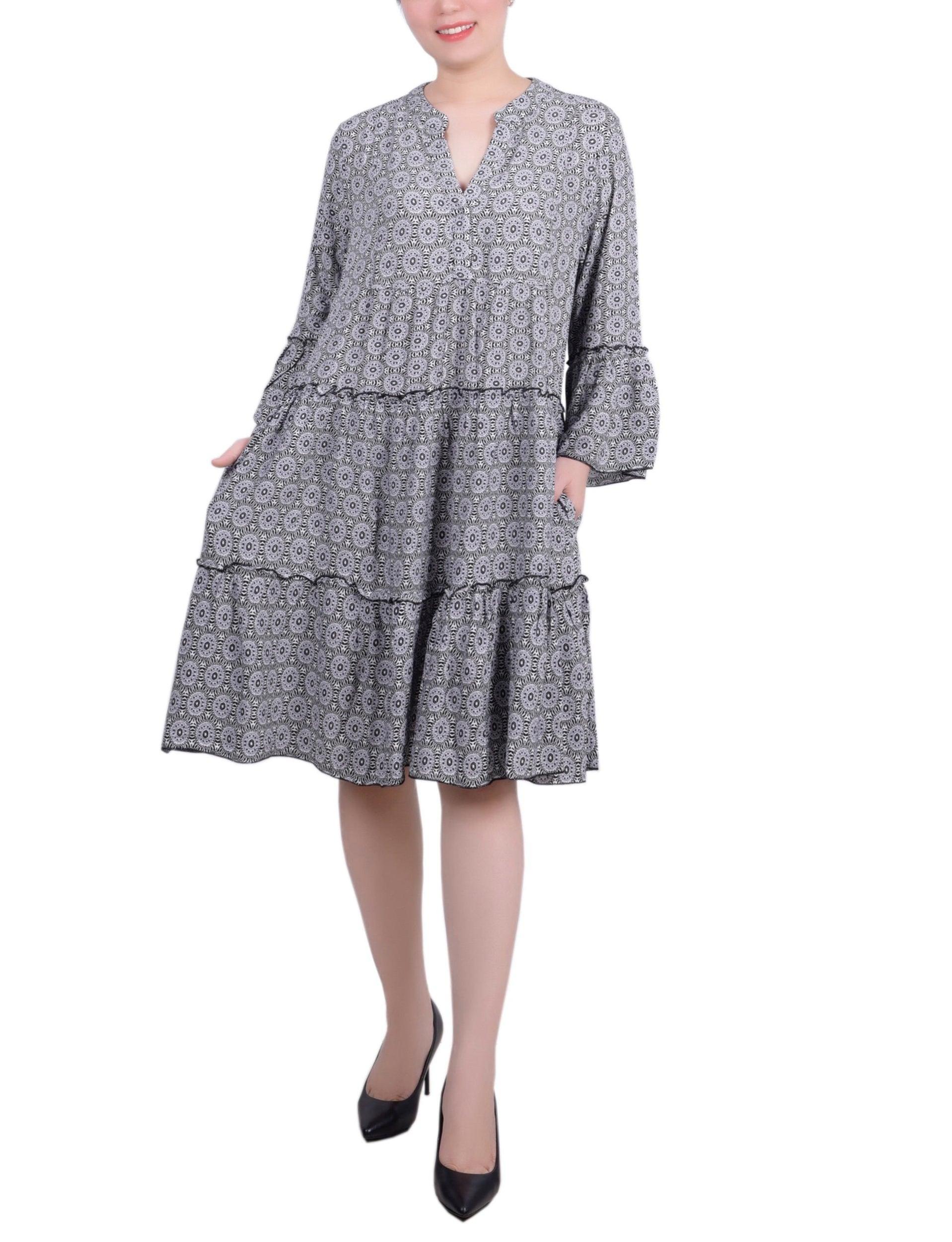 Black White Geo 3/4 Sleeve Tiered Dress - Petite Product Image