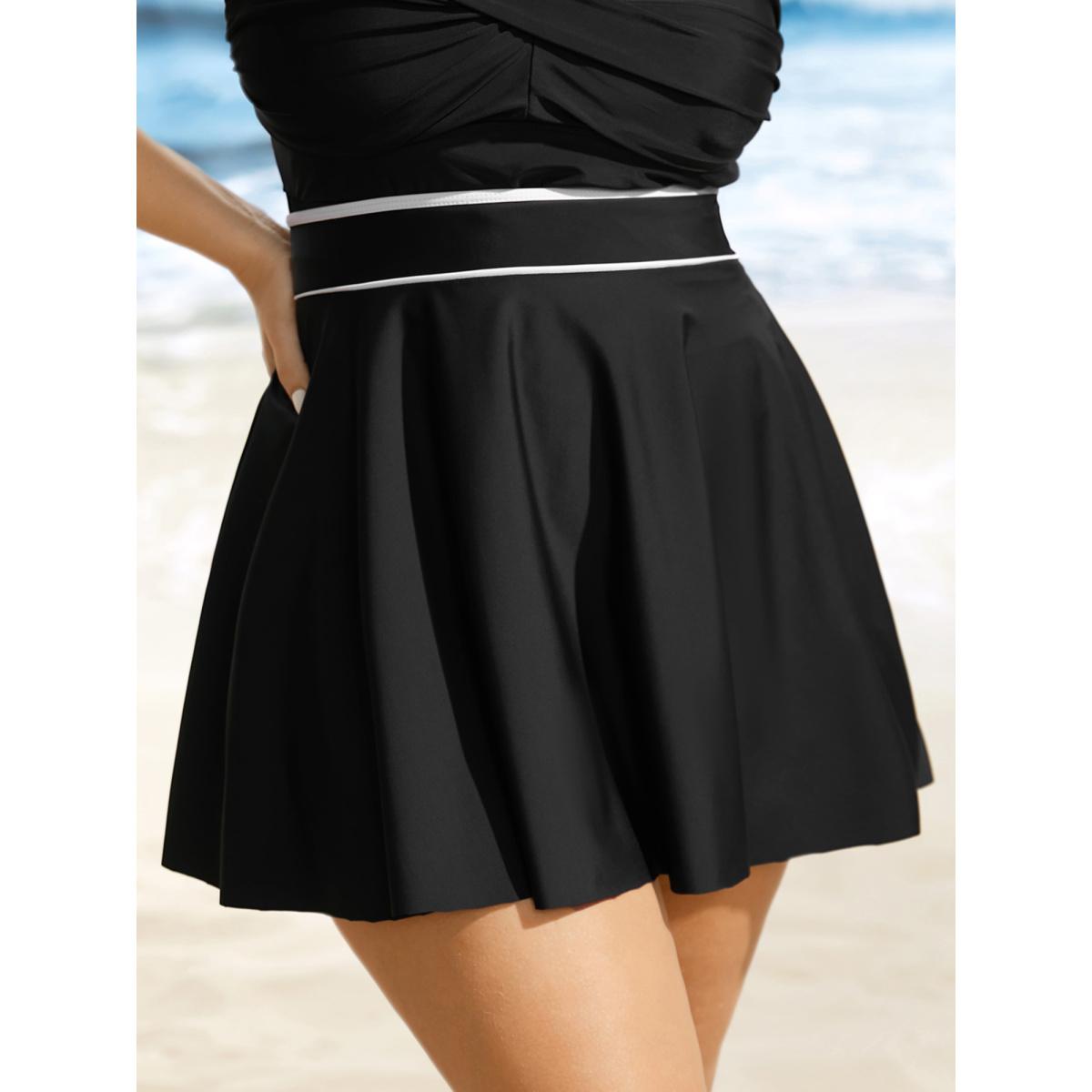 Plus Size Heart Neckline Contrast Trim Two Piece Set Swim Dress Women's Swimwear Black Beach Bodycon Heart neckline High stretch Curve Swim Dresses BloomChic 10/M Product Image