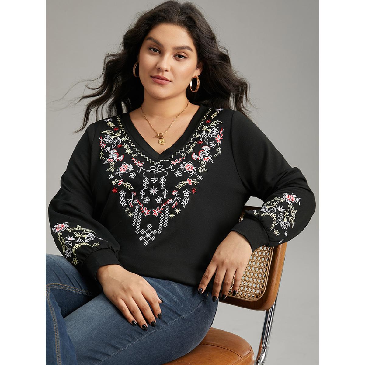 Plus Size Boho Embroidered V Neck Sweatshirt Women Black Elegant Elastic cuffs V-neck Dailywear Sweatshirts BloomChic 28/5X Product Image