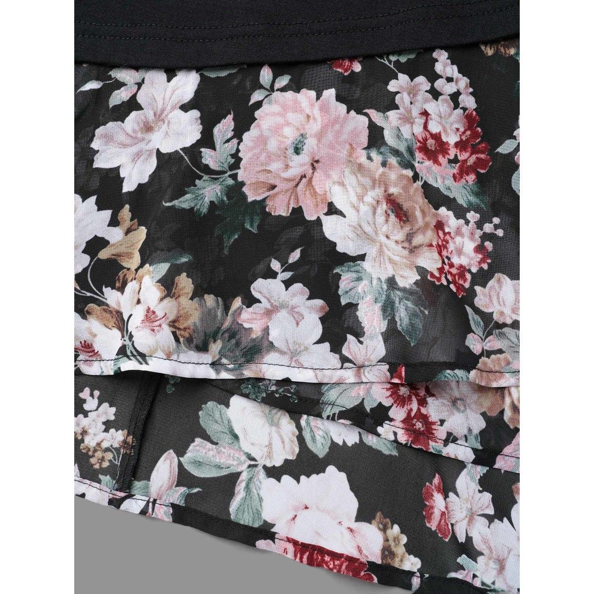 Plus Size Floral Print Contrast Round Neck T-Shirt Black Women Elegant Overlapping Natural Flowers Boat Neck Loose Everyday T-shirts BloomChic 18-20/2X Product Image