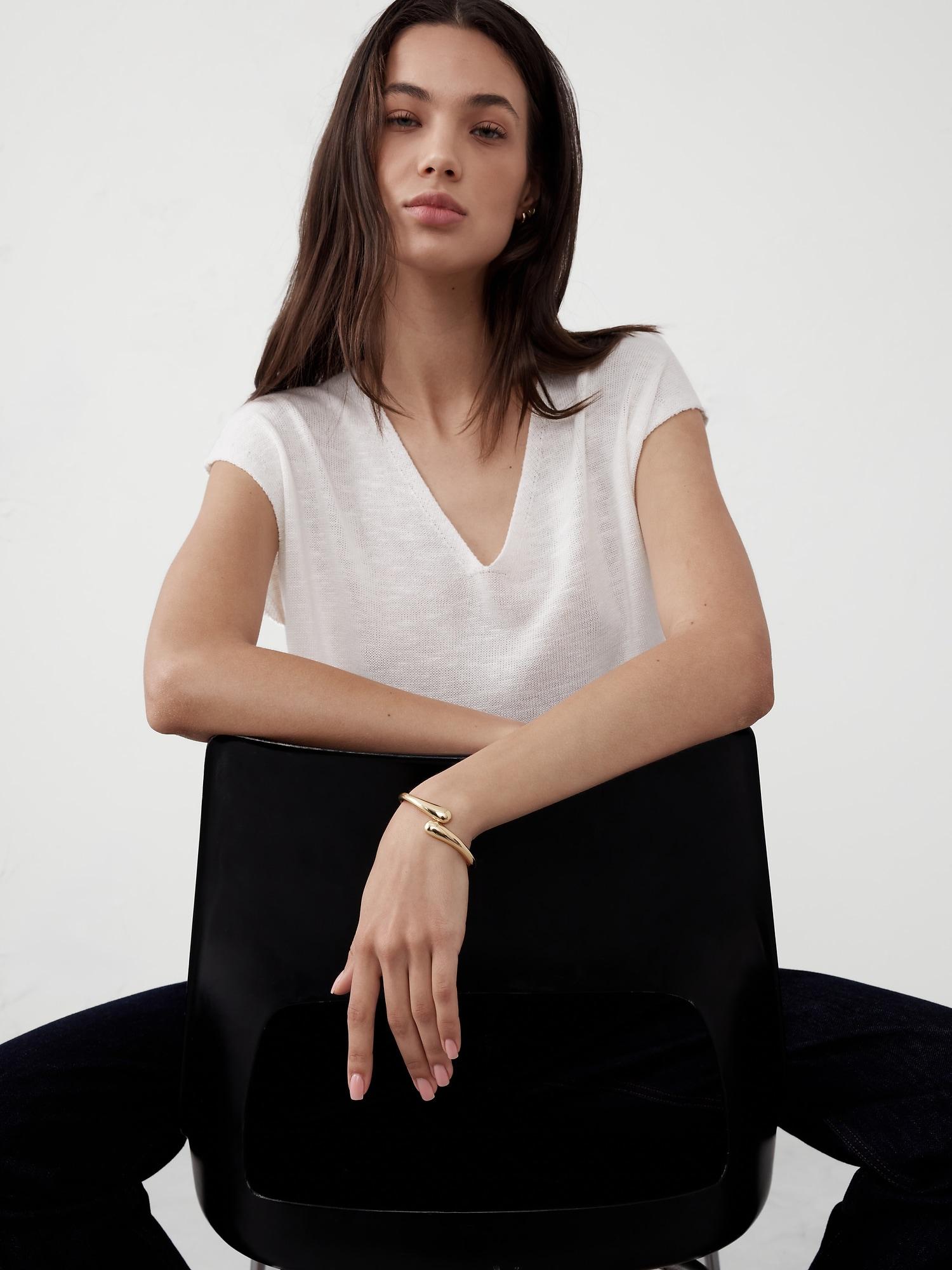 Modern Curved Cuff Product Image