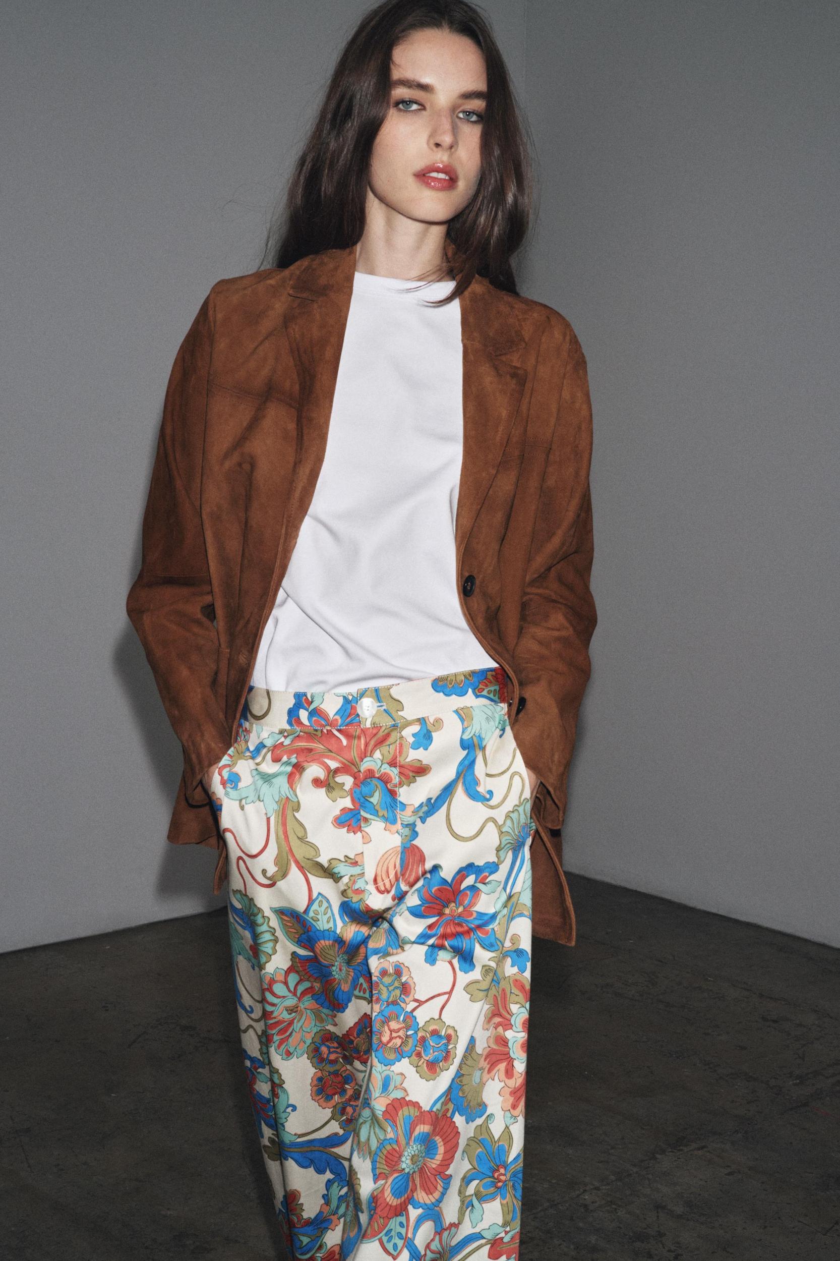 ZW COLLECTION FLORAL MINI FLARE PANTS Product Image