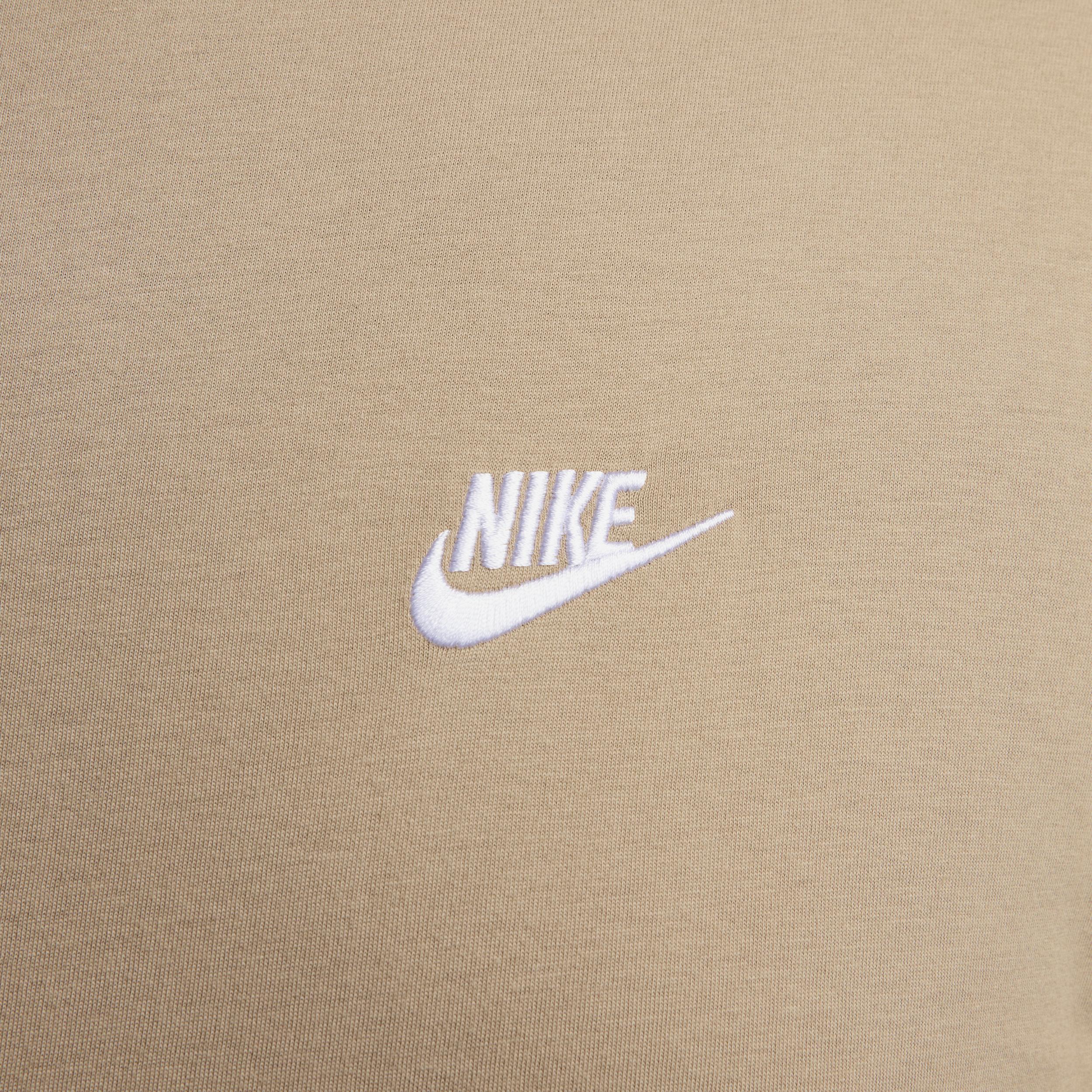 Nike Sportswear Club Men's T-Shirt Product Image