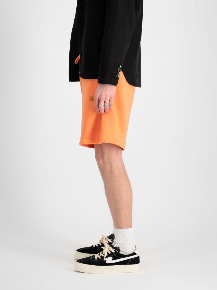 ALPHA ESSENTIAL RELAXED SHORT Product Image
