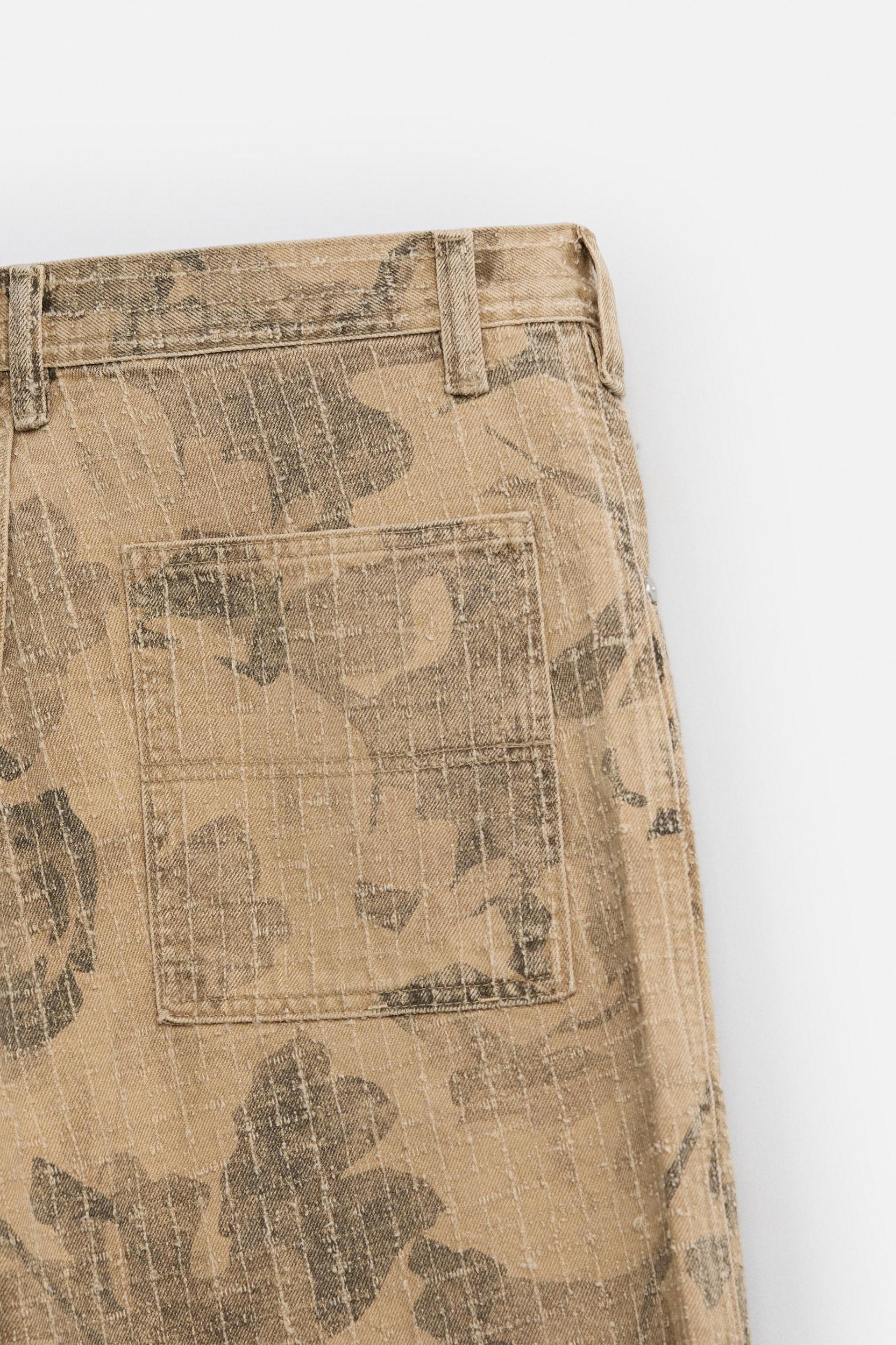 BAGGY FIT CARPENTER JEANS Product Image