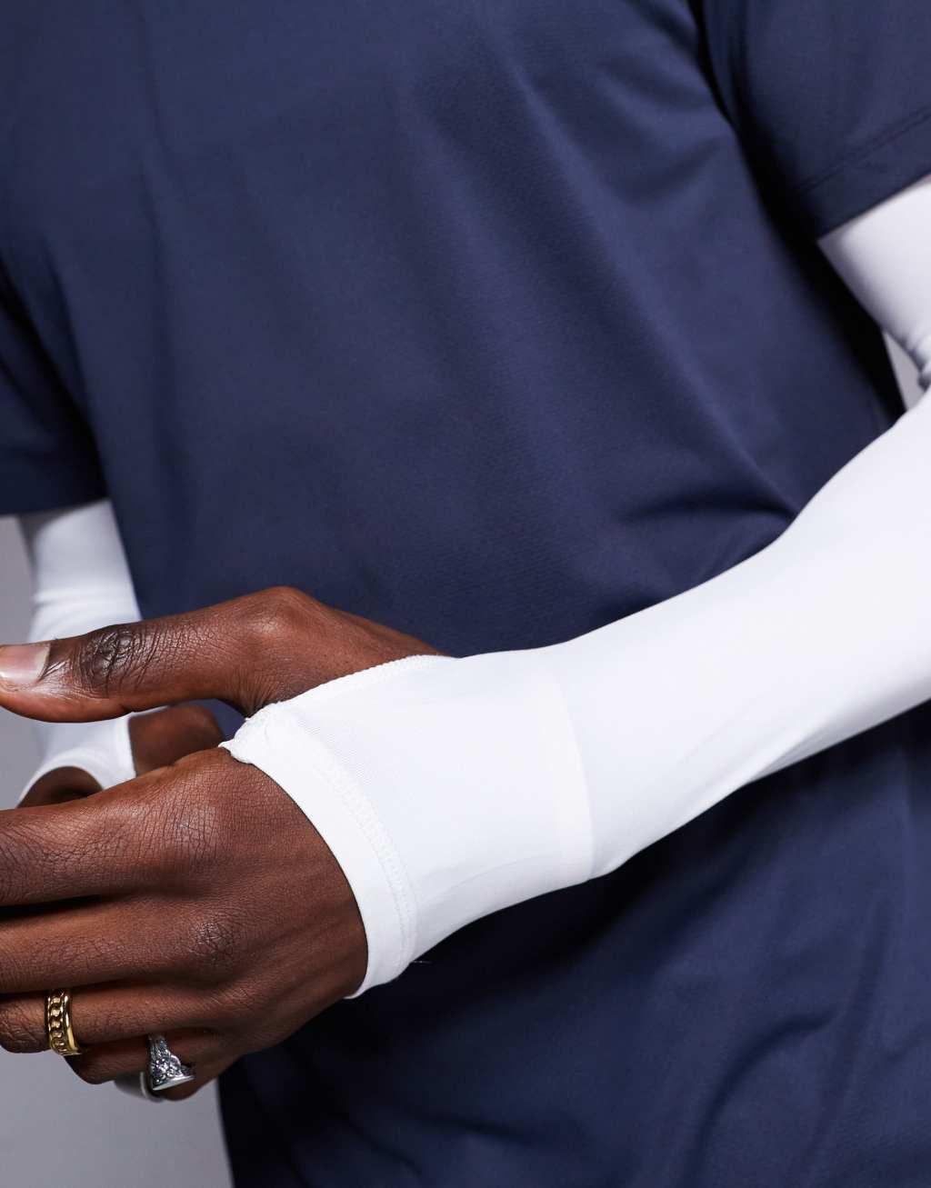 4505 Icon training T-shirt with quick dry in midnight navy Product Image