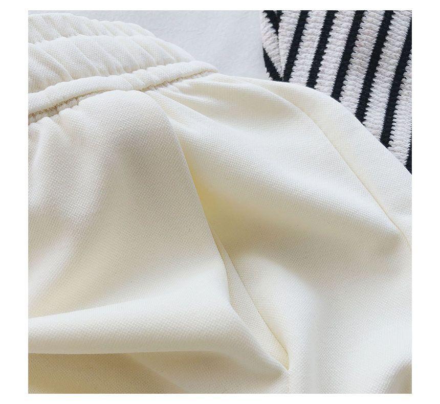 Drawstring Waist Plain Sweat Shorts Product Image