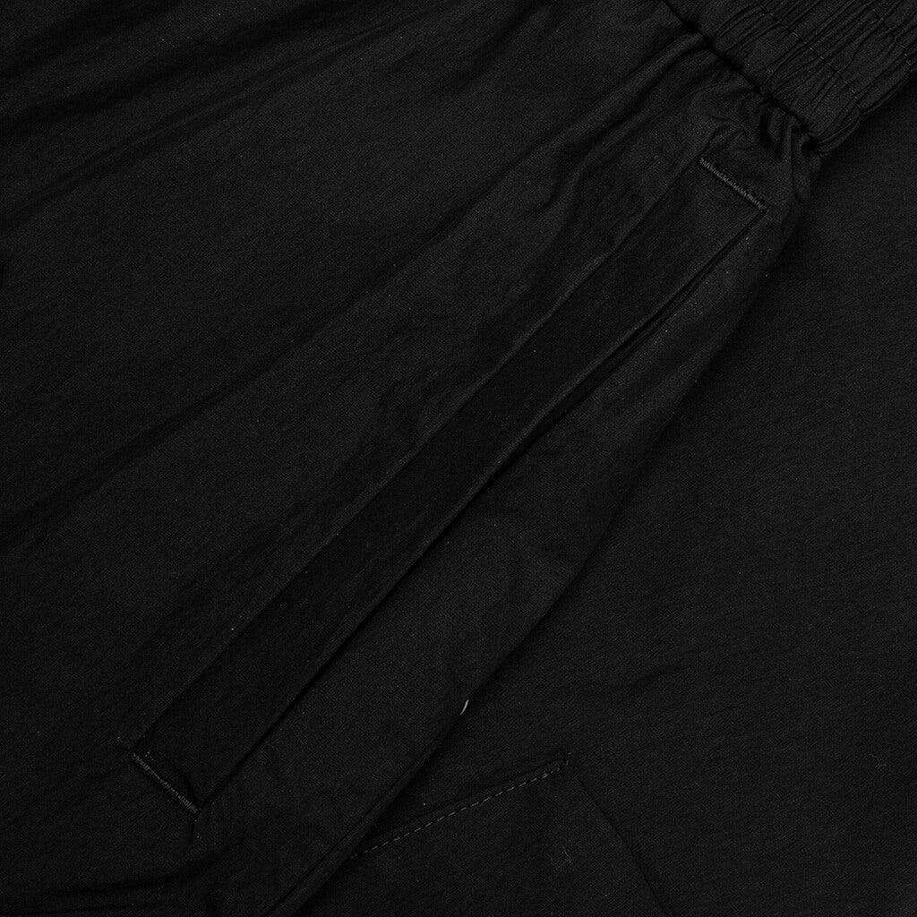 Tech Cargo Pant - Jet Black Male Product Image