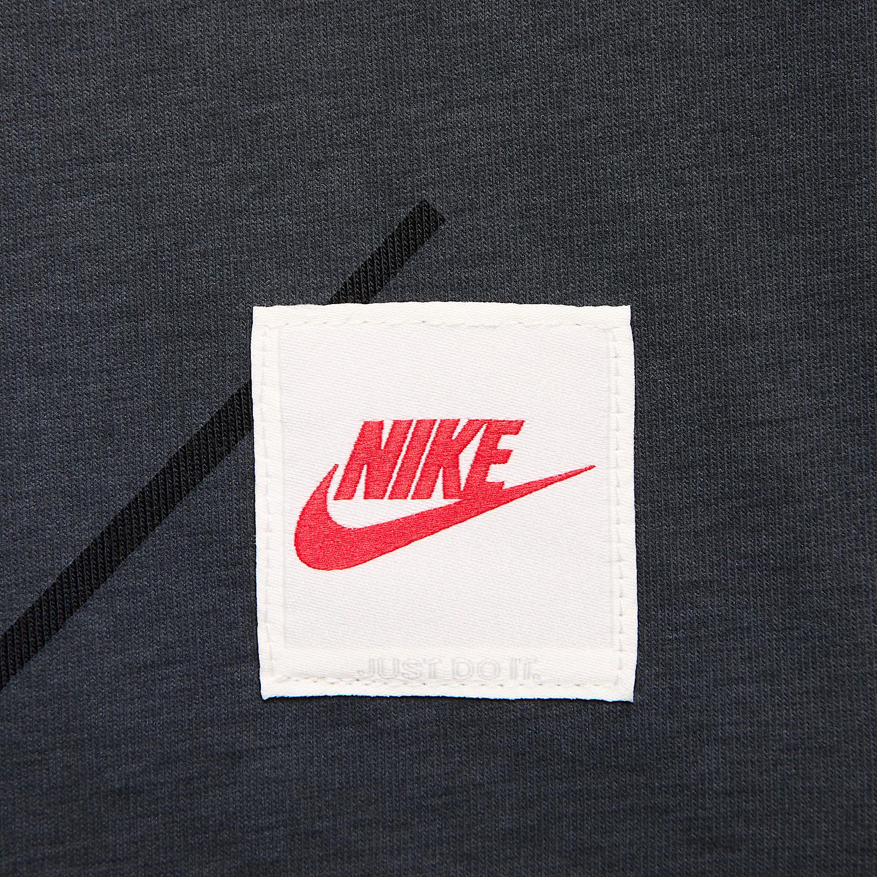 Nike Men's Max90 Soccer T-Shirt Product Image