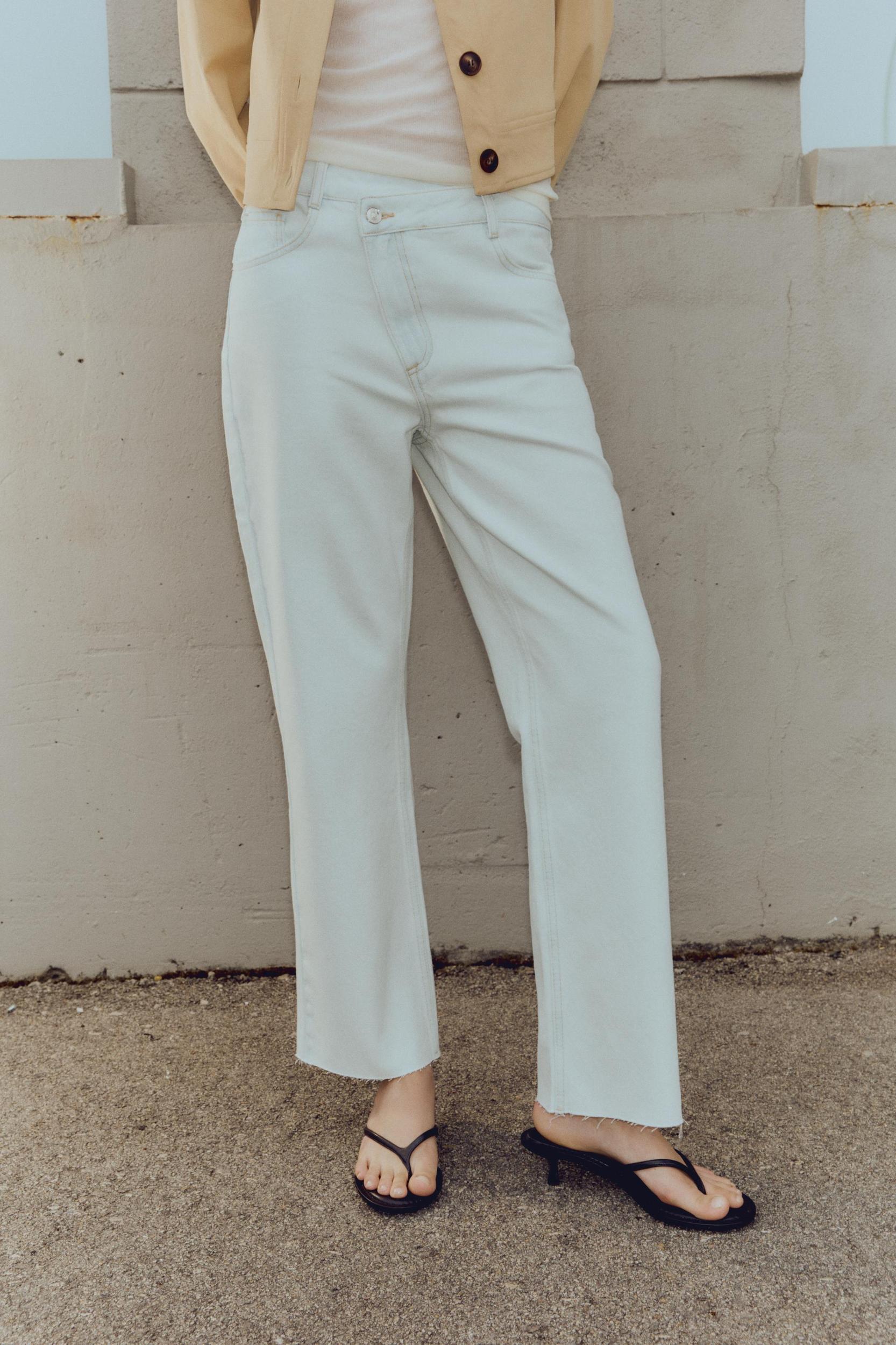 Z1975 HIGH WAISTED CROSSOVER WAIST STRAIGHT JEANS Product Image