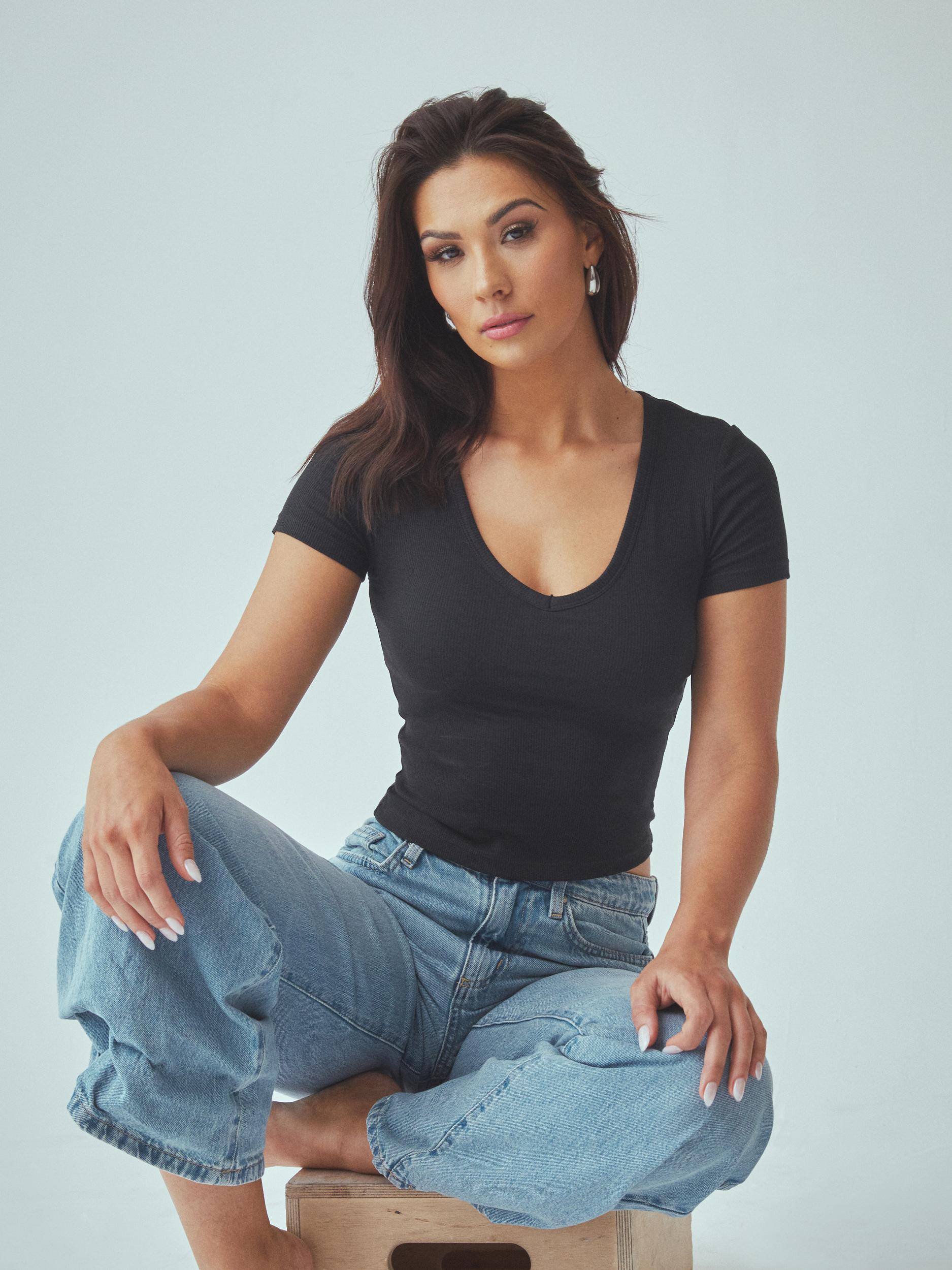 Bamboo V-Neck T-Shirt Brami Product Image