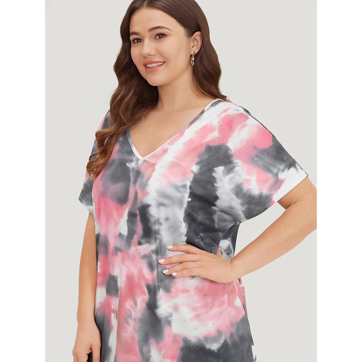 Plus Size Tie Dye Pocket V Neck Dolman Sleeve Dress Multicolor Women Casual Tie Dye V-neck Short sleeve Curvy Midi Dress BloomChic 12/L Product Image
