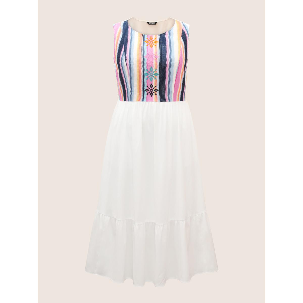 Plus Size Floral Embroidered Woven Ribbon Patchwork Dress Ivory Women Resort Woven ribbon&lace trim Round Neck Sleeveless Curvy BloomChic 30/6X Product Image