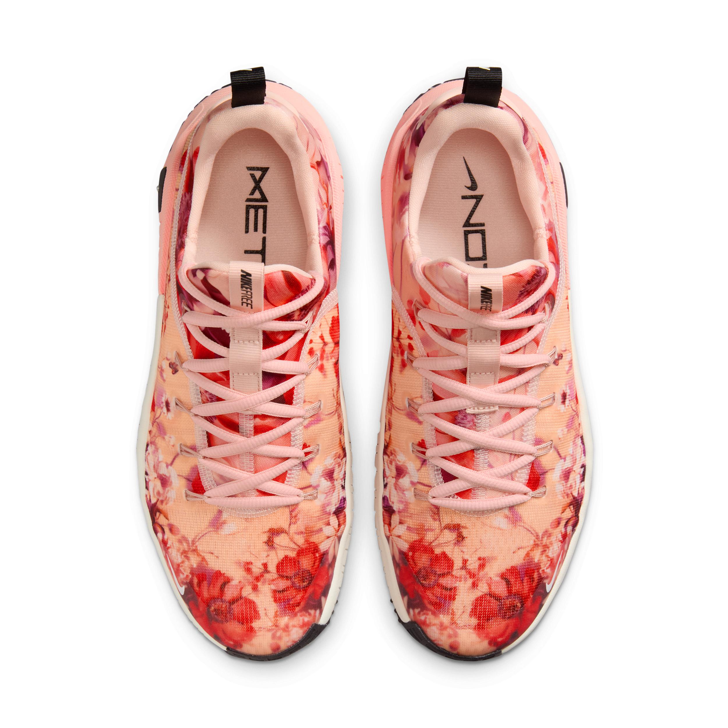 Nike Women's Free Metcon 6 AMP Workout Shoes Product Image